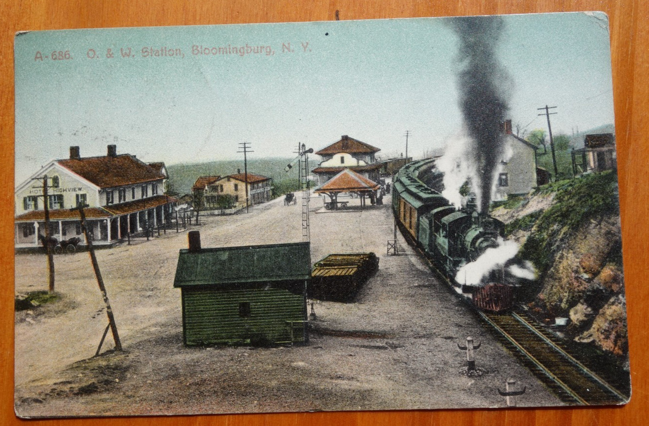 O. & W. Station, Bloomingburg NY postcard p/u 1909