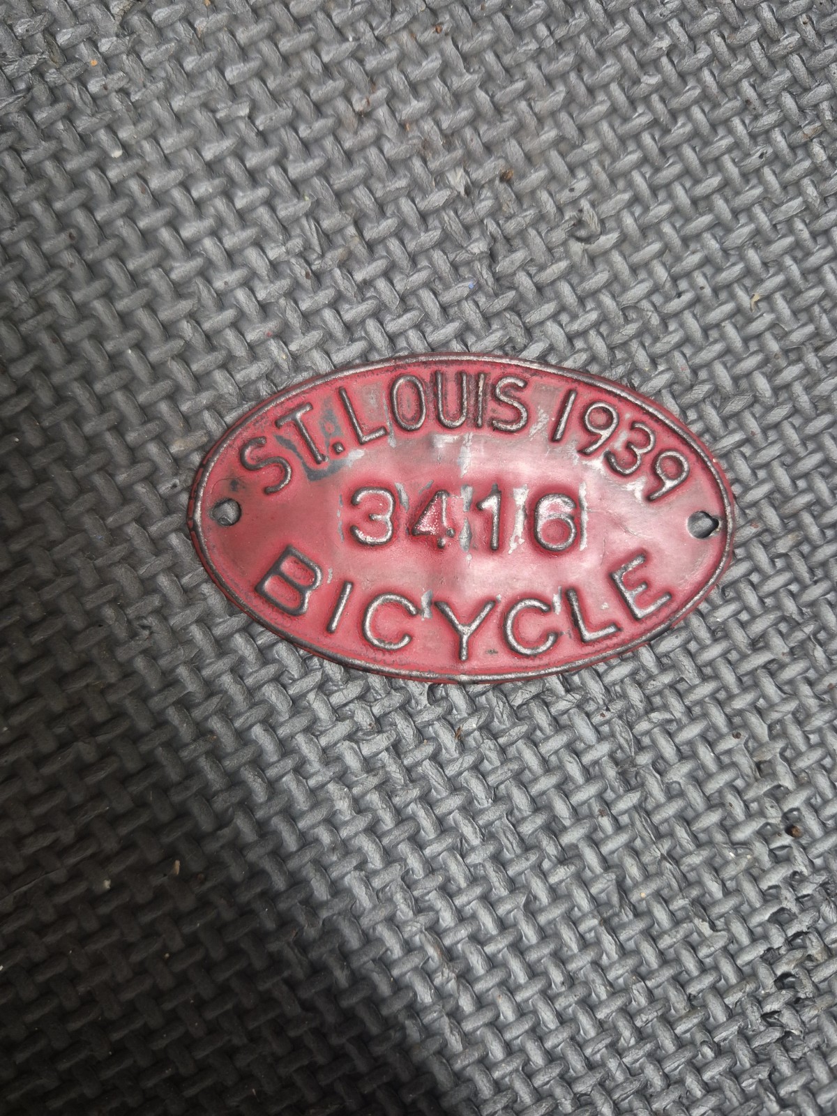 Vintage 1939 St. Louis Missouri Bicycle License Plate Schwinn Shelby Colson CWC