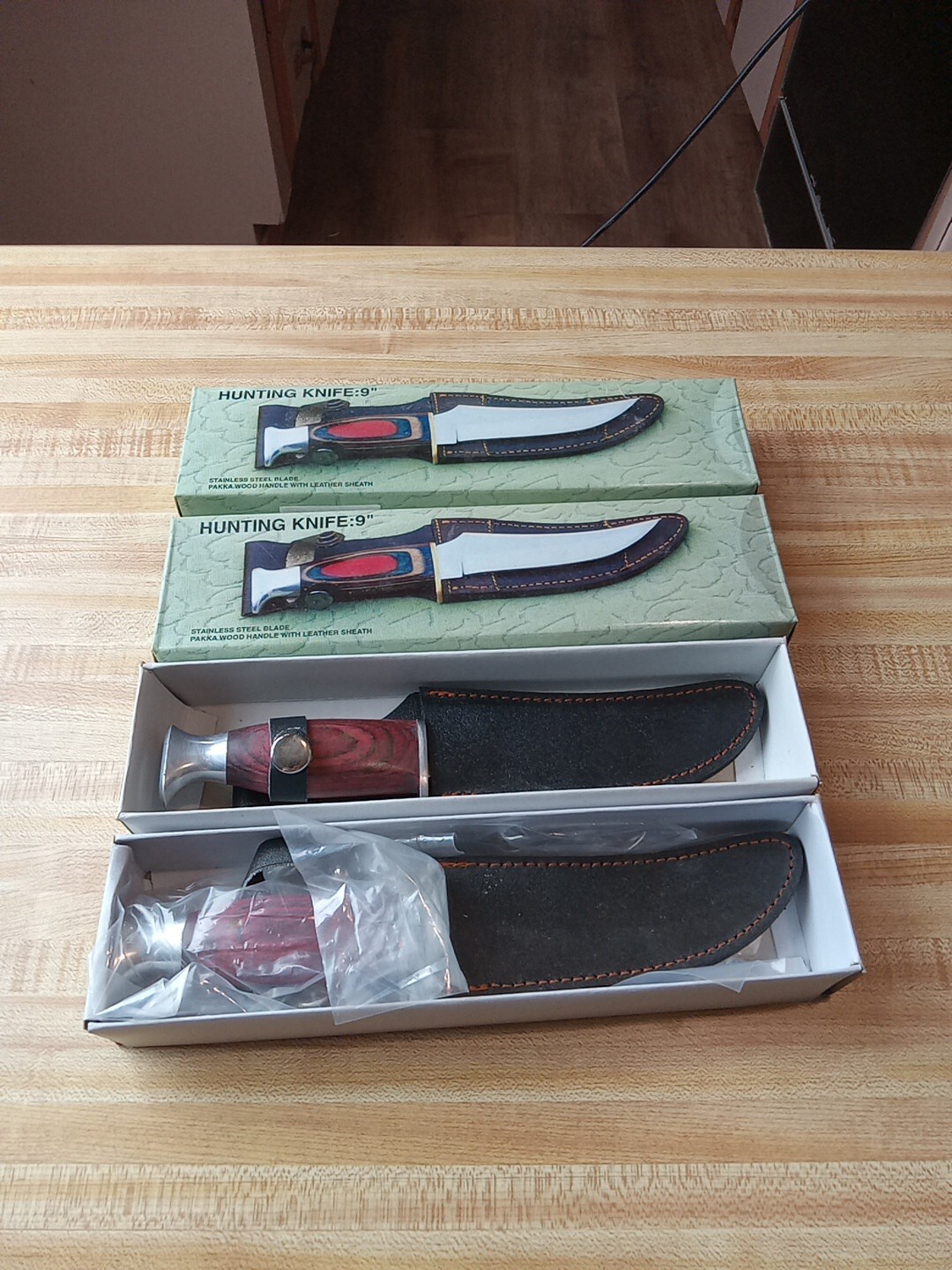 New Vuntage Hunting Knife 9 Inch Pakka Handle Made In Pakistan/Leather Sheath 