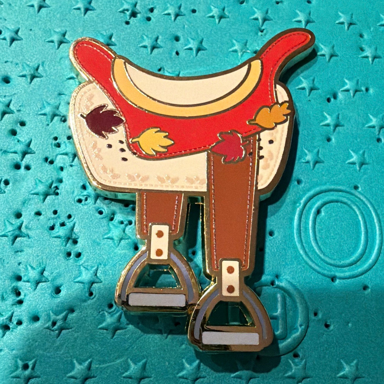 Disney Pocahontas saddle pin from Pink A La Mode LE 500