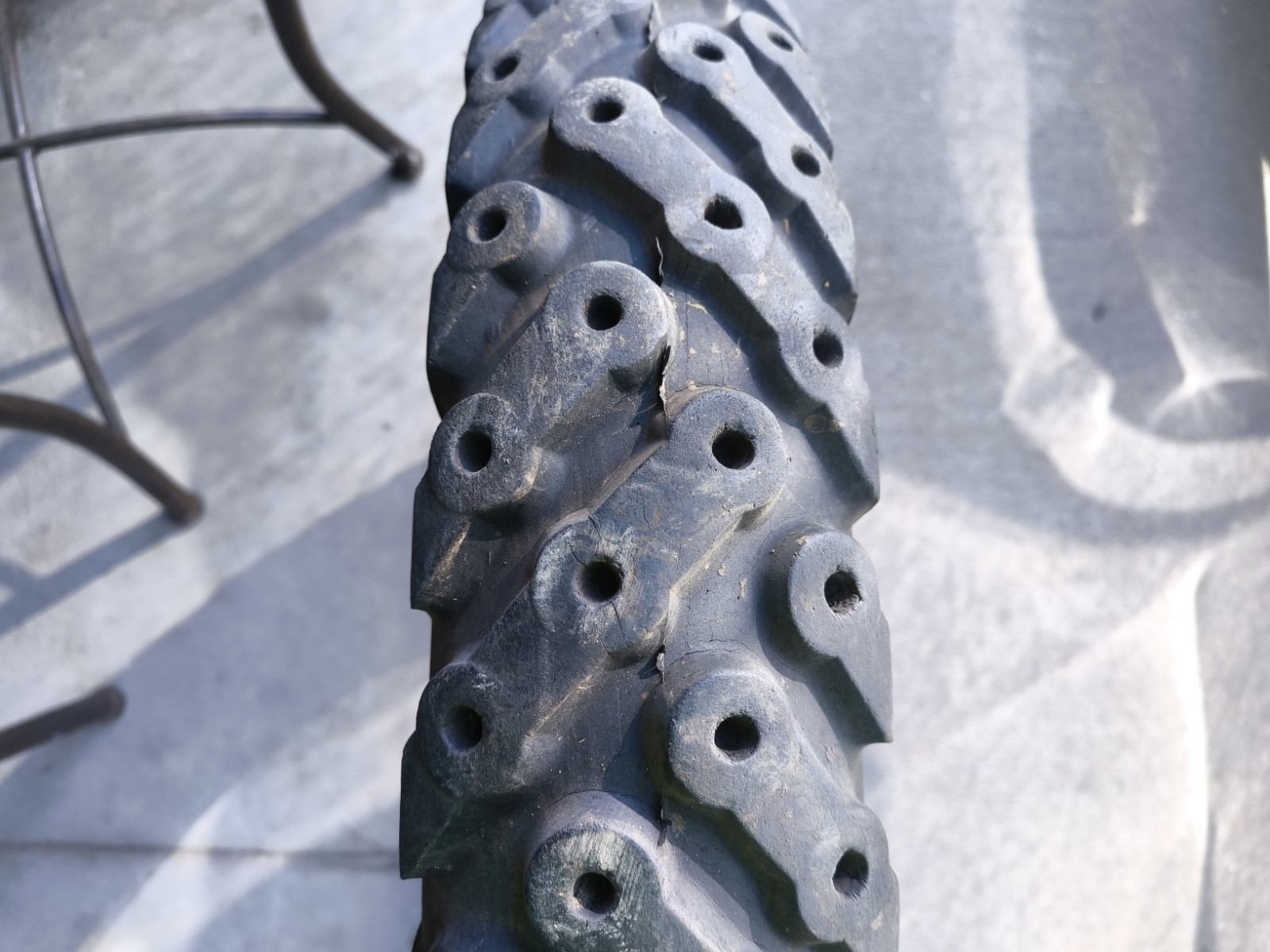 Vintage 1941-1945 Pennsylvania Vacuum Cup Tire 5.25/5.50-18 Pre-War Antique