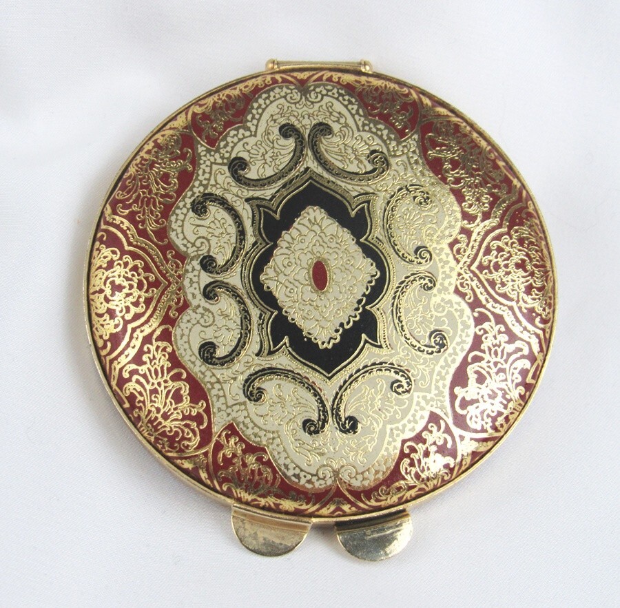 Vintage Brevettata Embossed Red Gold Cream Black Leather 3