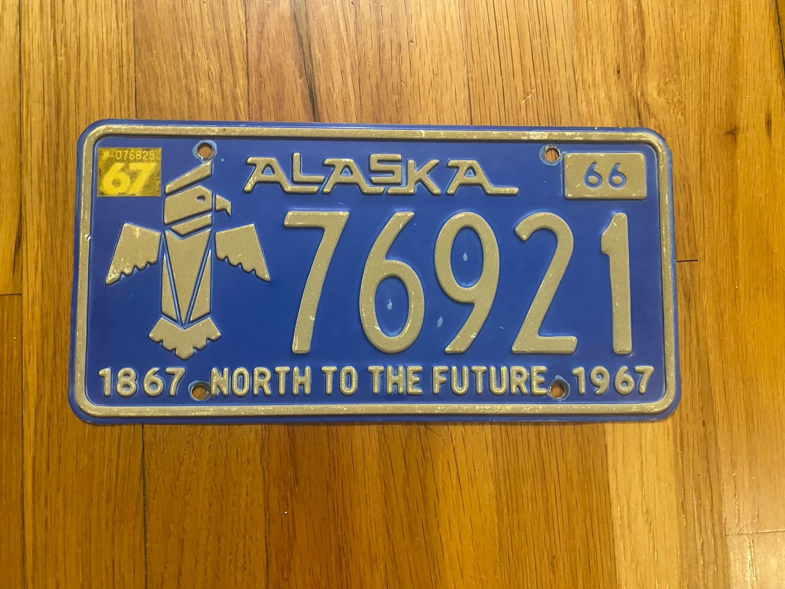 1966  1967 Alaska License Plate 76921 Totem North To The Future
