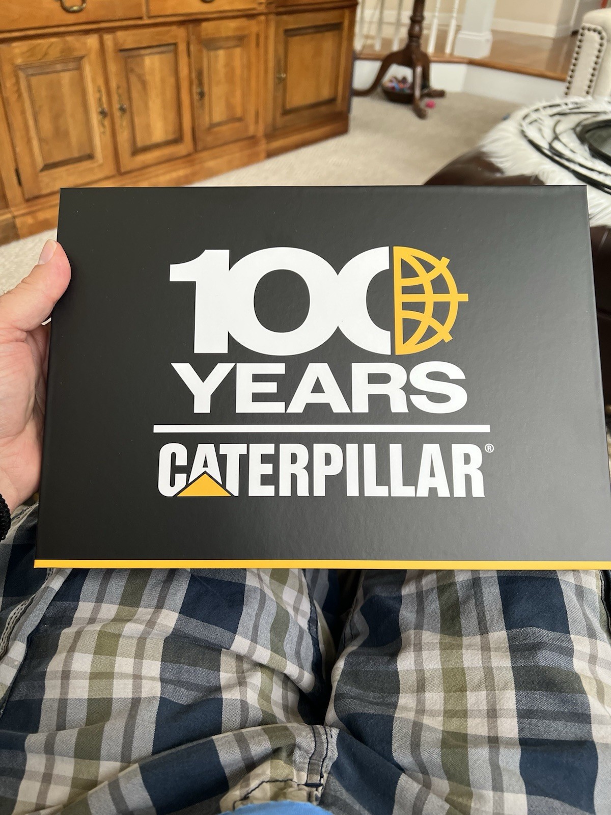 100 Years Caterpillar Pin Set, Keychains &Cufflinks Centennial - employee gift