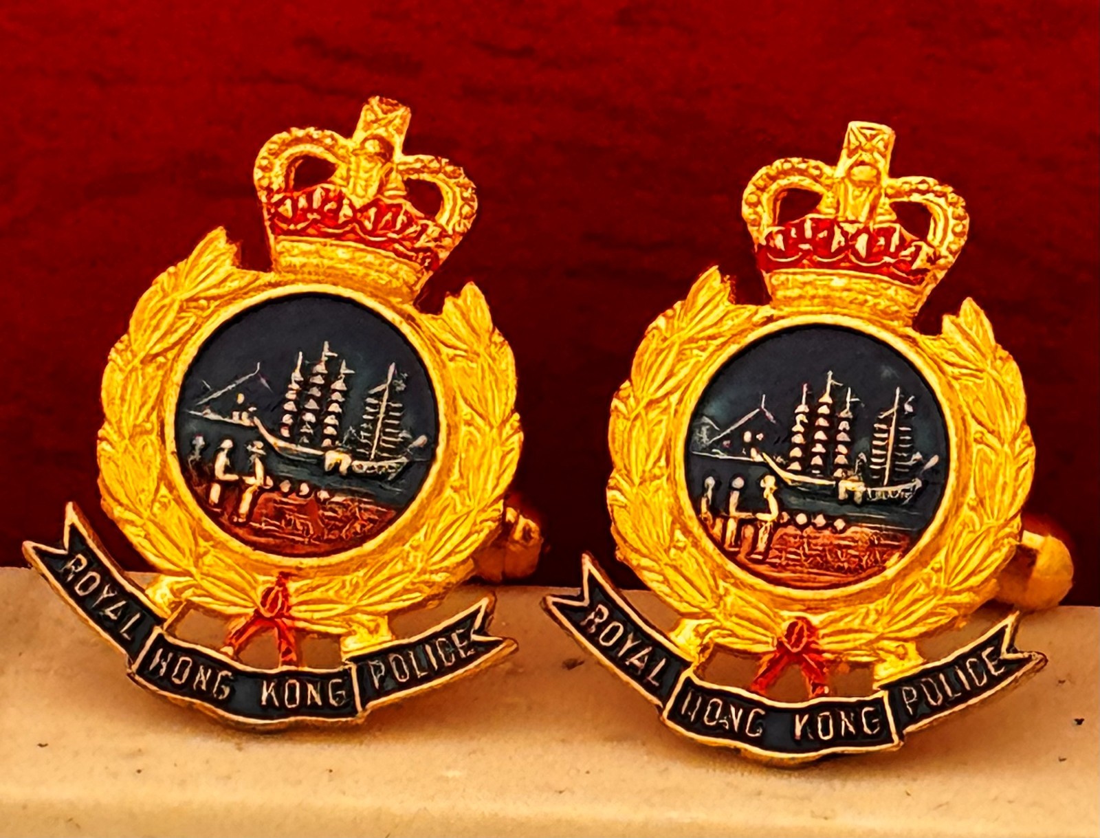 VINTAGE ROYAL HONG KONG POLICE CUFFLINKS – RHKP – 1969–1997