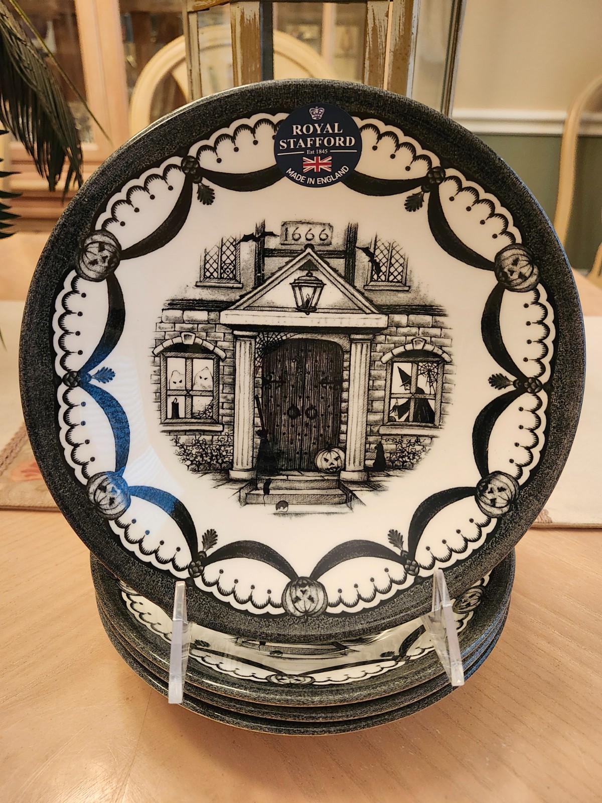 ROYAL STAFFORD HAUNTED HOUSE HALLOWEEN BOWLS SET OF 4 WITCH GHOST ENGLAND