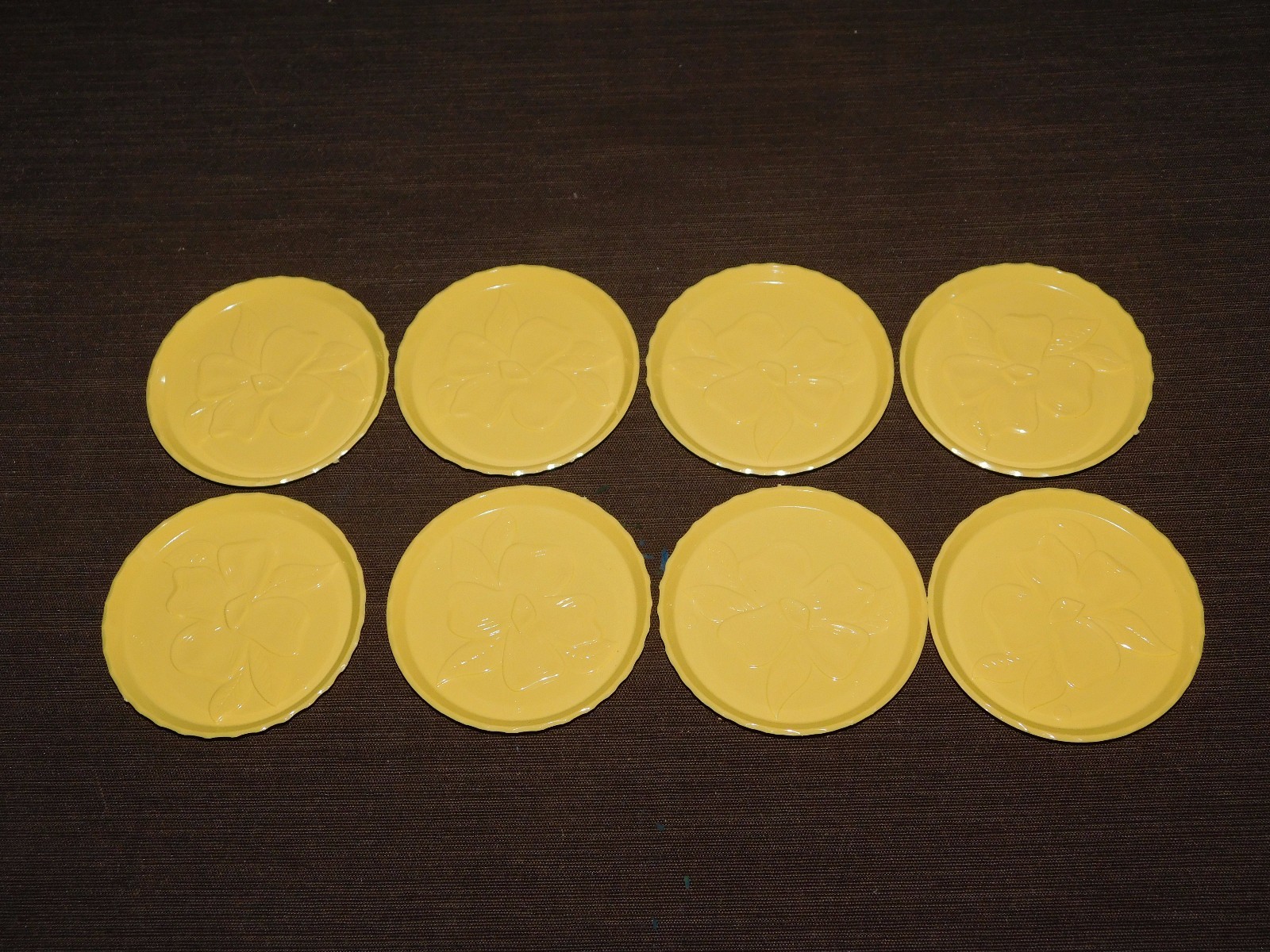 VINTAGE PARTY  KITCHEN 8   3 1/4\