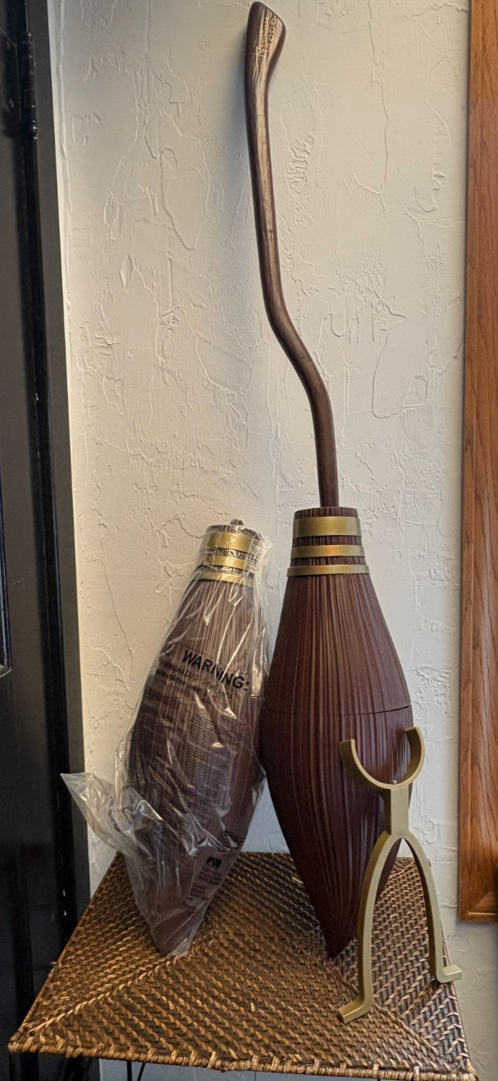 SALE Harry Potter 25th Anniversary Nimbus 2000 Broomstick popcorn bucket NEW