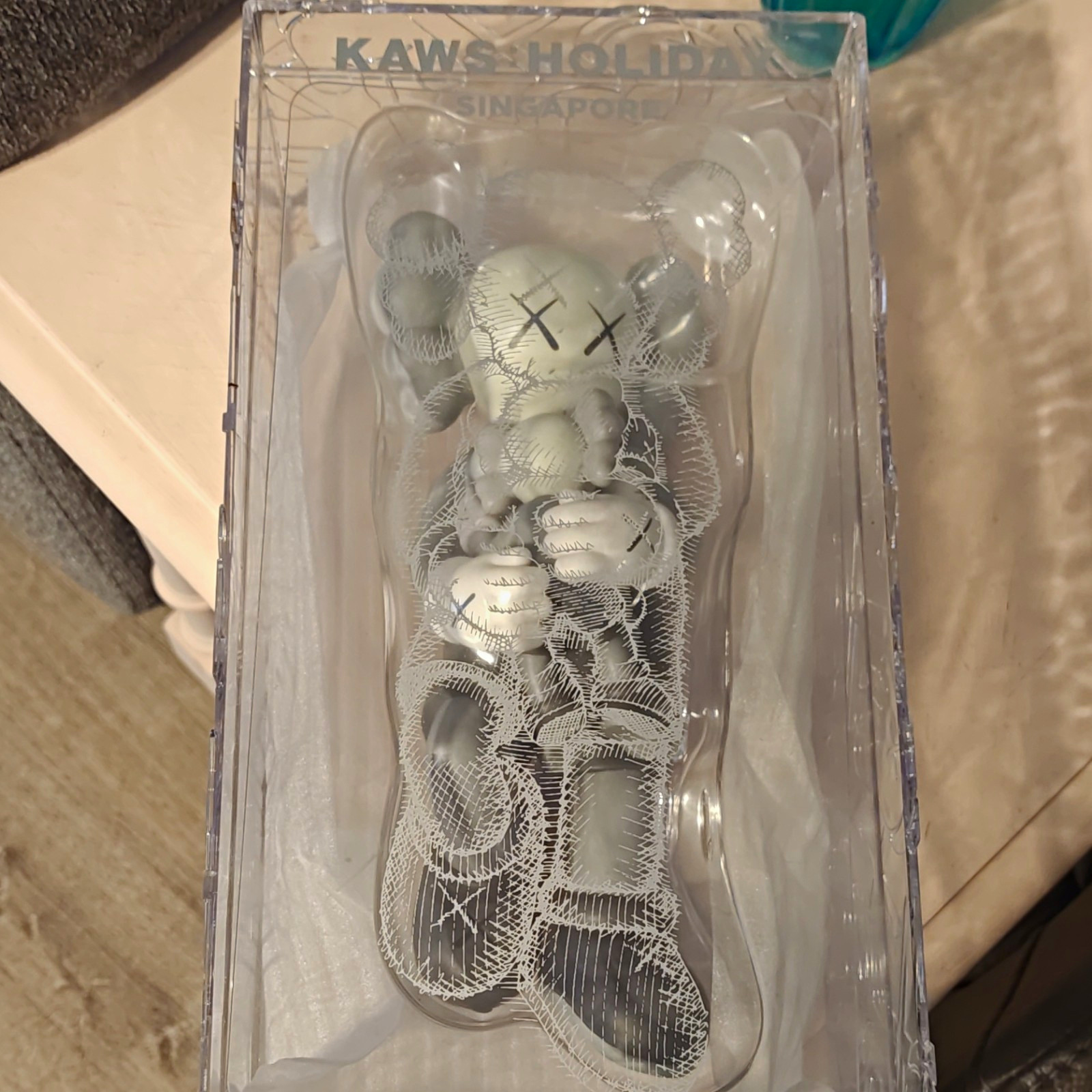 KAWS KAWS:HOLIDAY Singapore Companion Figurine Gray/White Baby Boxed 11in