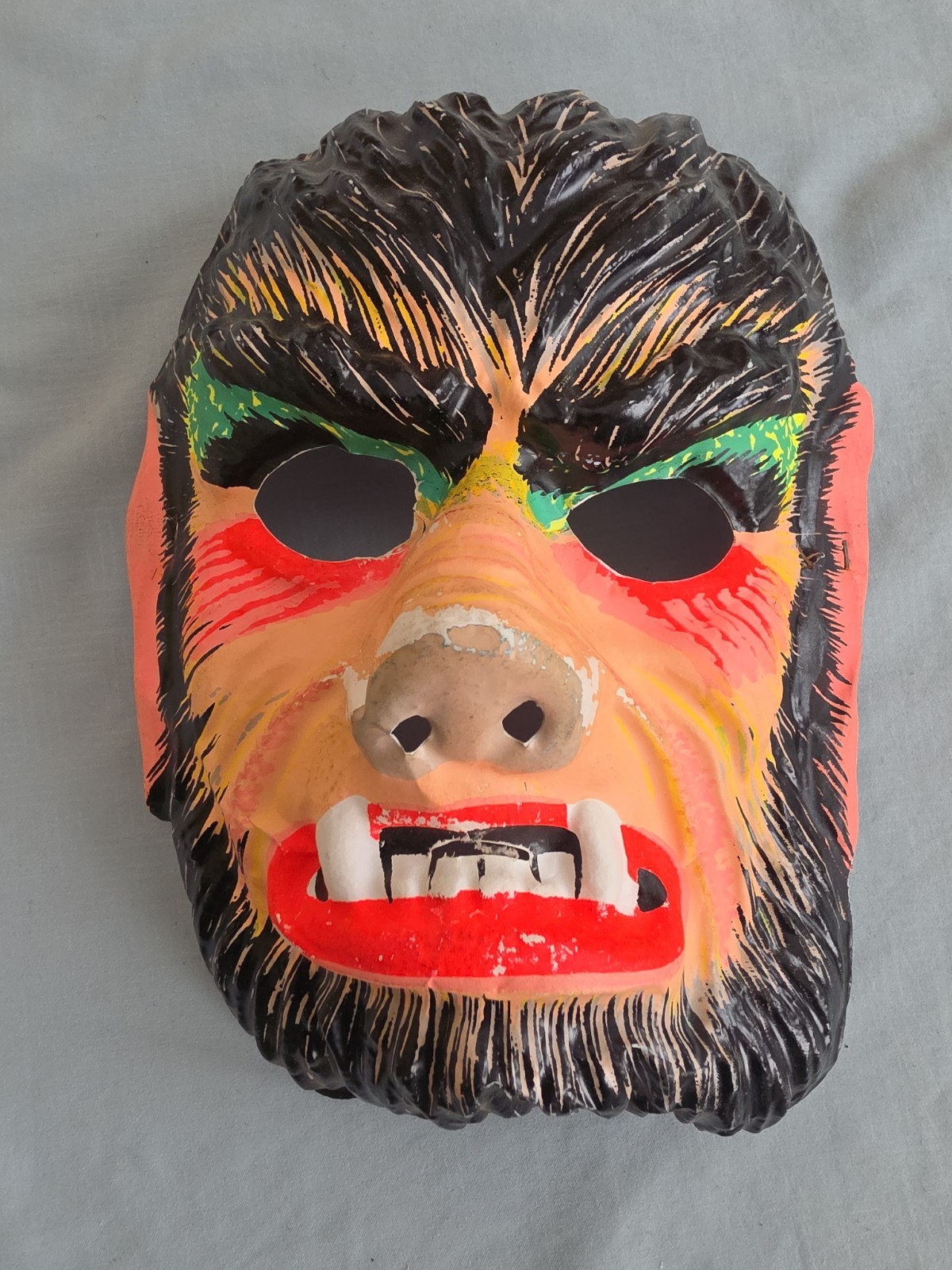 Vintage 1970's  WOLFMAN Mask Ben Cooper Halloween Universal Monster NICE