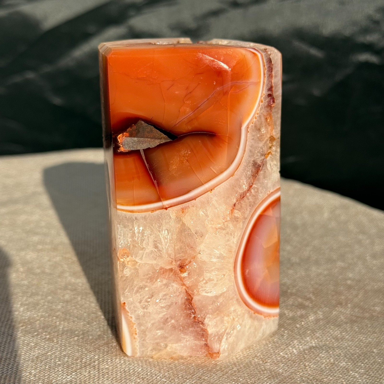 614g Natural Carnelian Freeform Mineral Crystal Healing