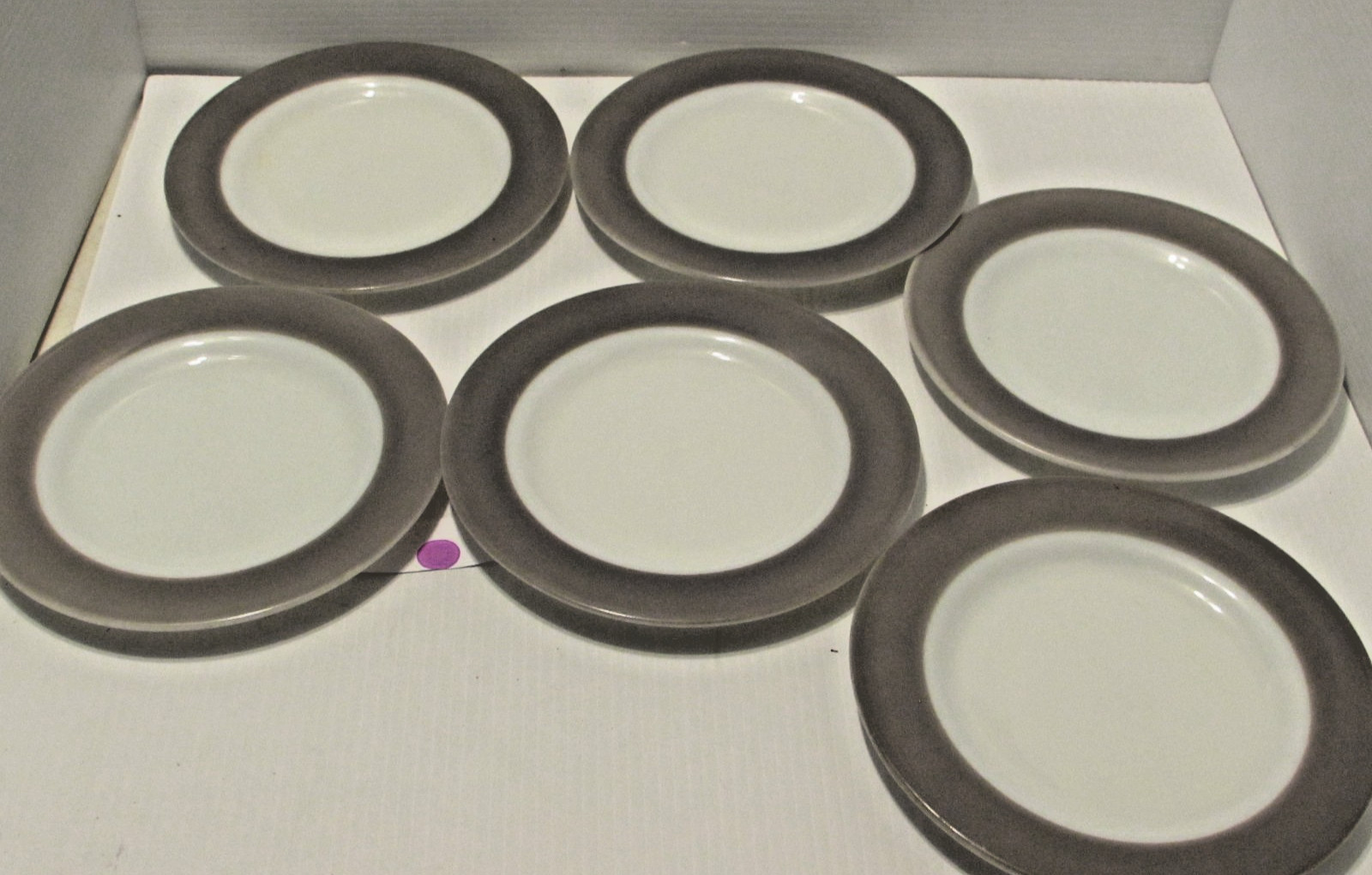 6 VTG PYREX DOVE GRAY DISHED 8