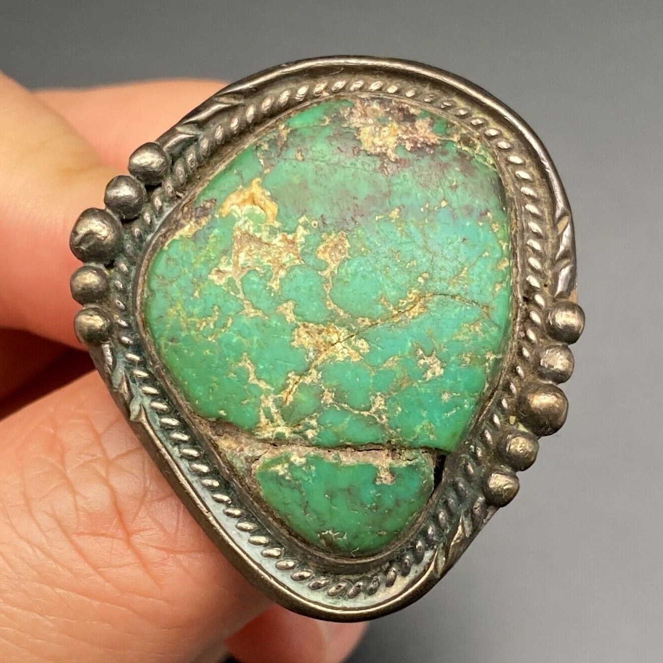 Vintage Navajo Turquoise Native Silver Ring Size 8.25