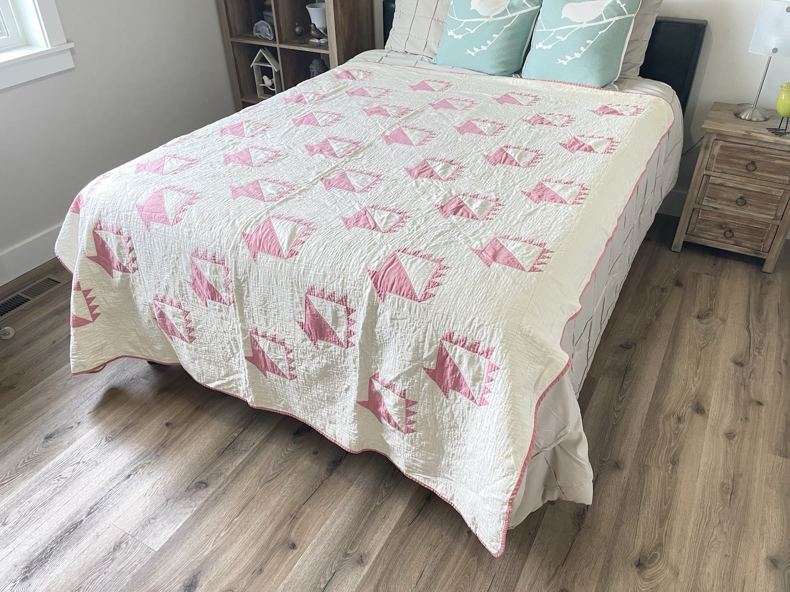 Vintage Pink White Basket Quilt Hand Quilted Patchwork Cottage Farmhouse