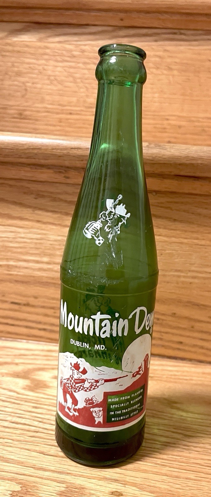RARE vintage MOUNTAIN DEW HILLBILLY 10 Oz Soda Bottle Dublin MD Harford County