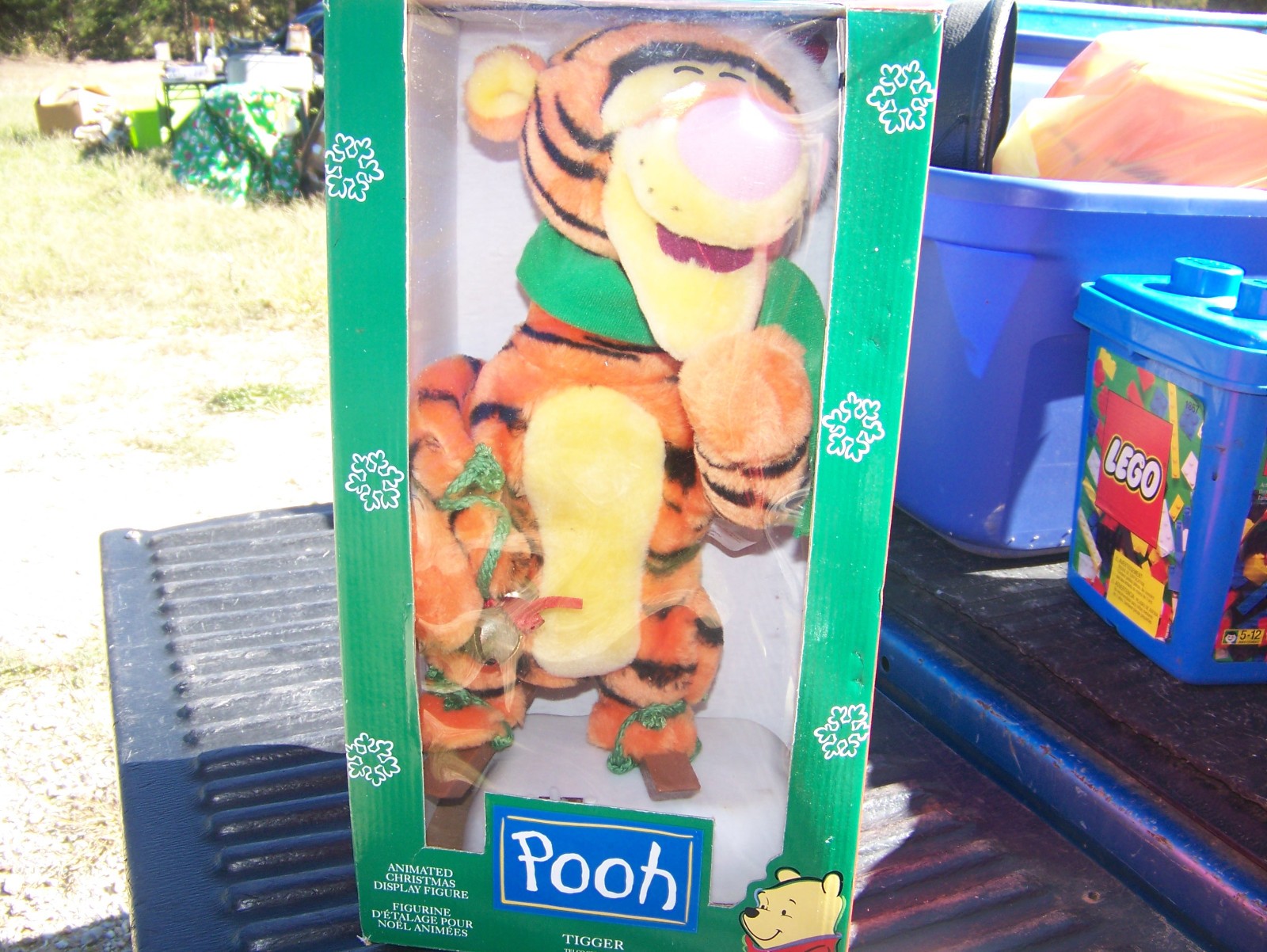 Vintage 1996 Telco Motion-ettes Animated Christmas Tigger on skates