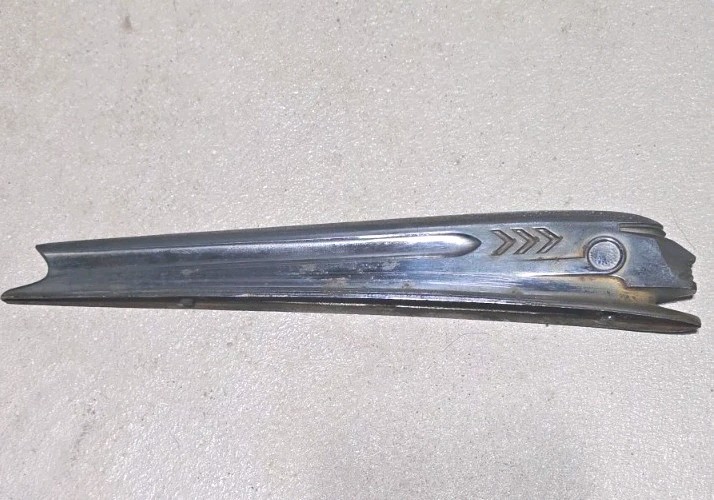 Rare Vintage 1937 Pontiac 6 Silver Streak Hood Ornament OEM Casting 1-29757 