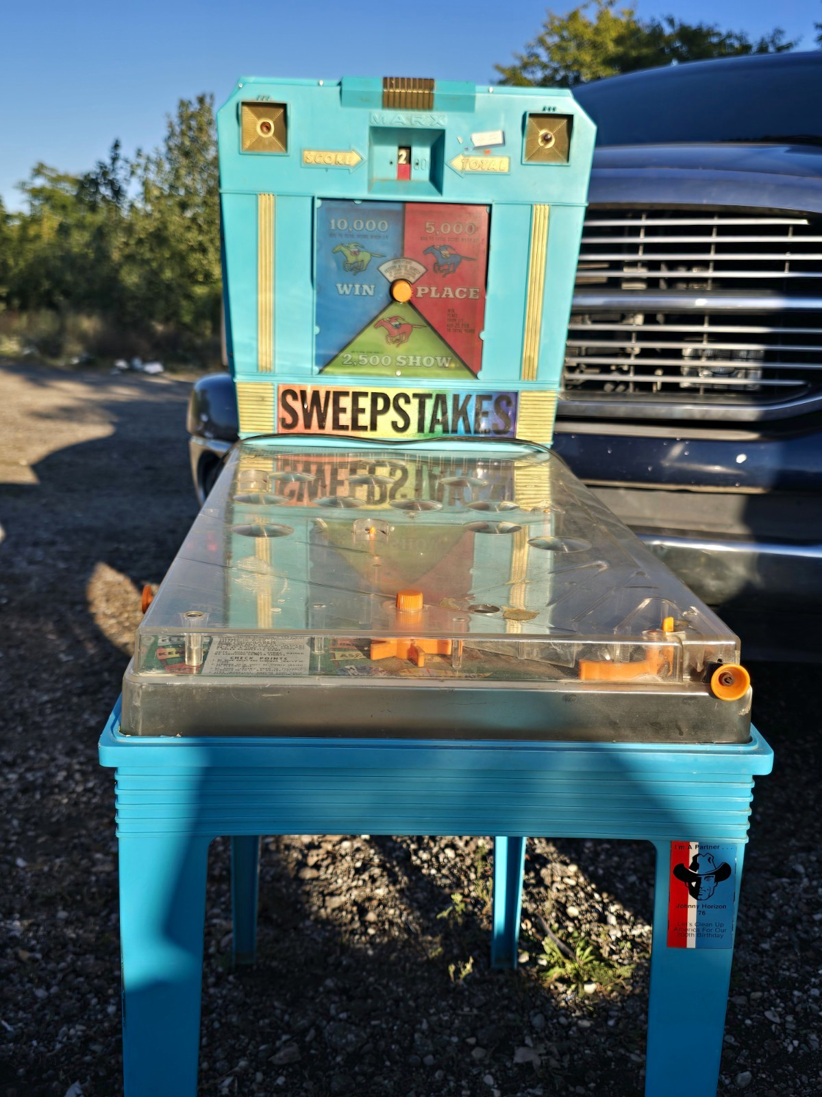 Vtg 1970s Louis Marx Sweepstakes Electric Pinball Machine w Stand & Balls Works 
