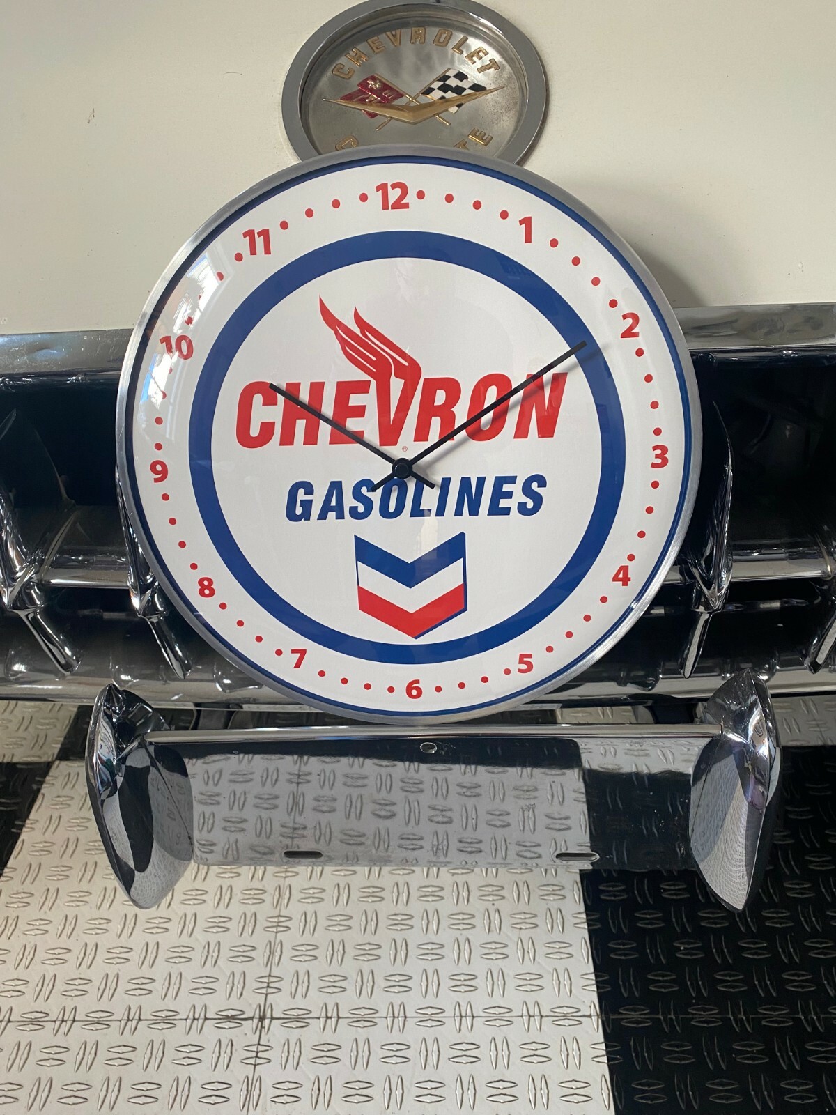 Vintage style CHEVRON Gas and  OIL Round Clock 12