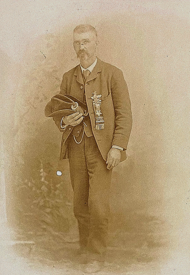 CIVIL WAR MAINE GAR VET. CABINET PHOTO IN MEMORIAM A.A. DWINAL POST #3 DEP'T ME.