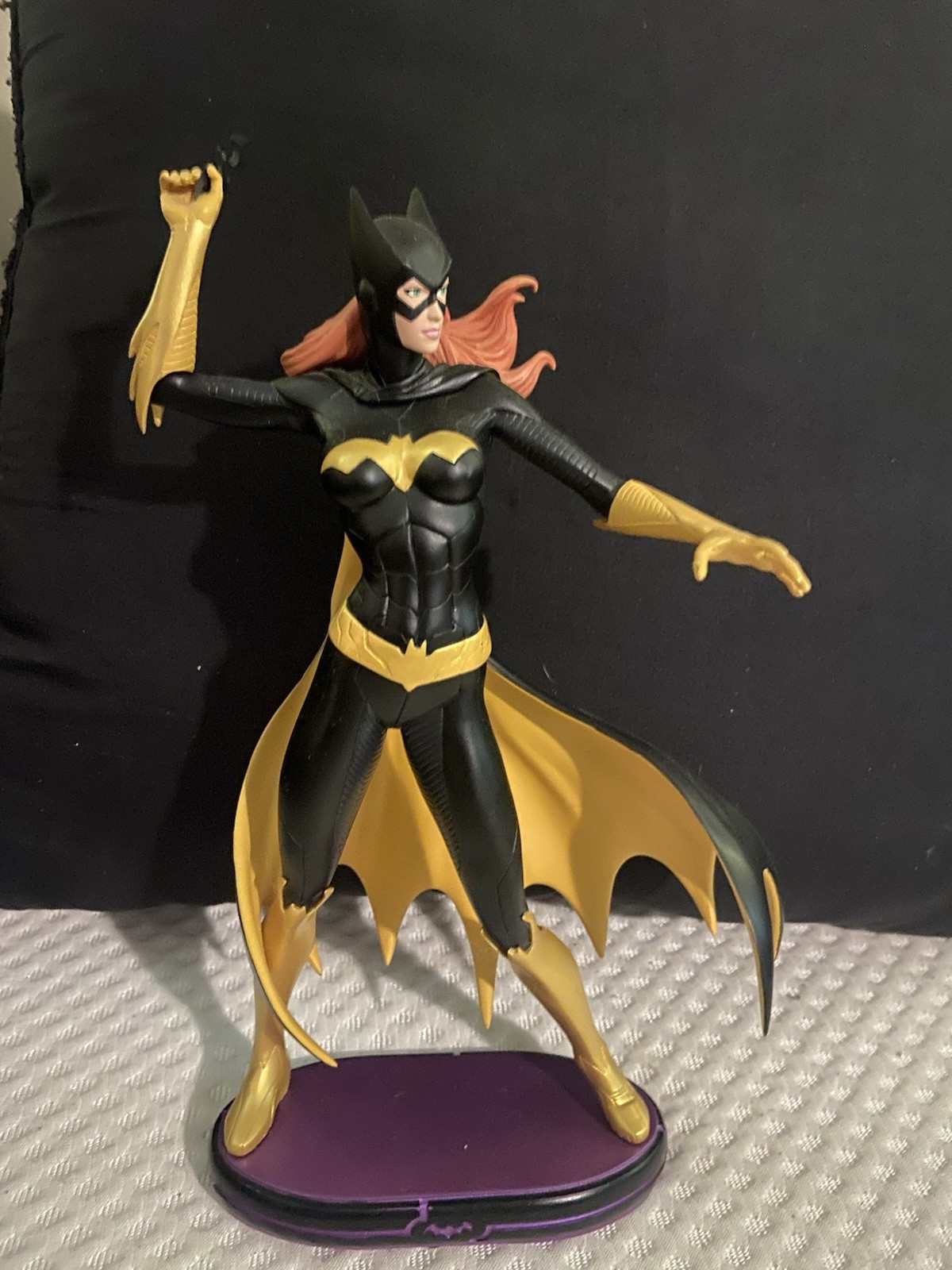 DC Comics Batgirl  Figurine 10”