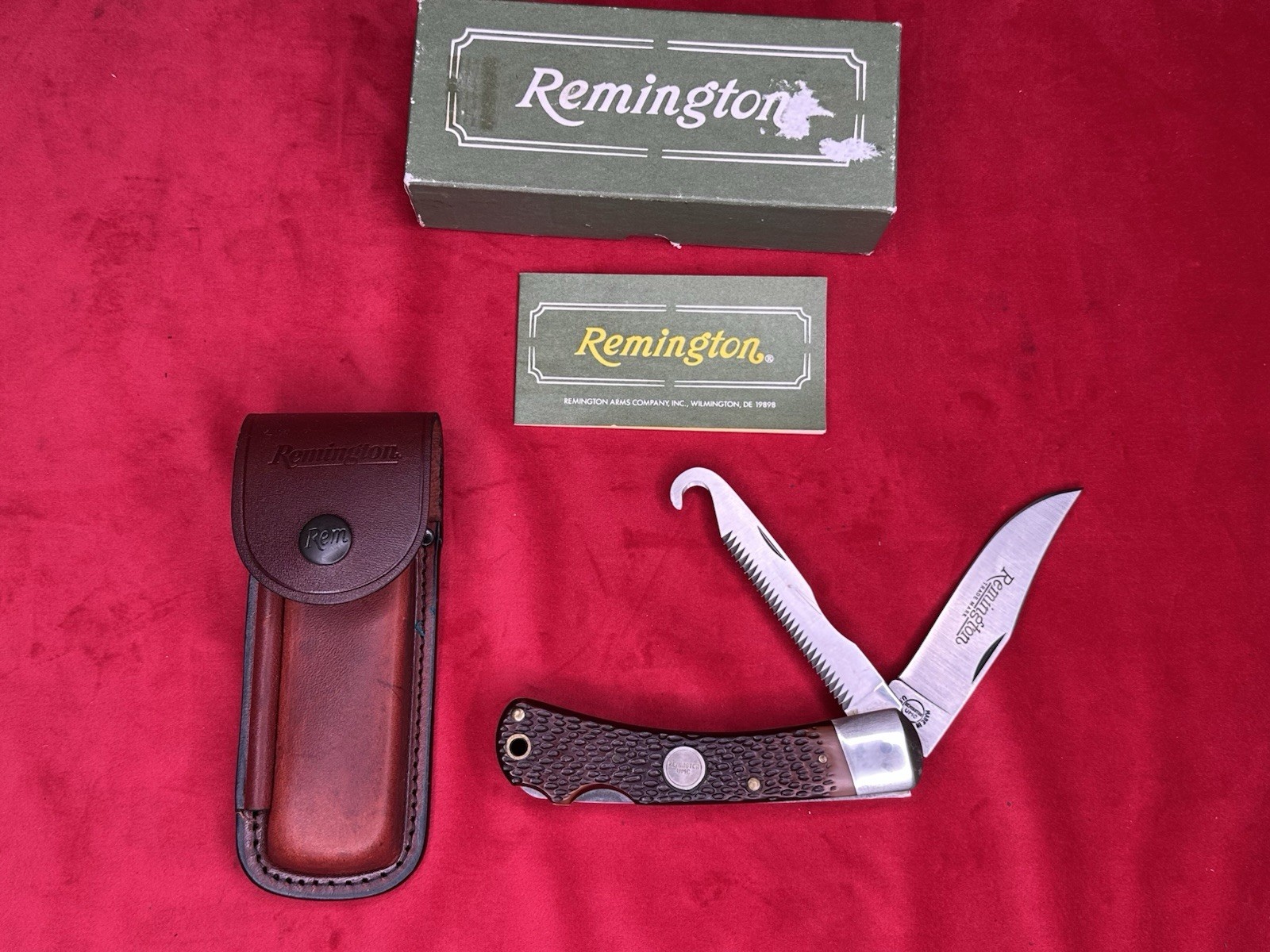 Remington R-3 Big Game Knife 1990\'s Camillus Guthook Saw Delrin Handle