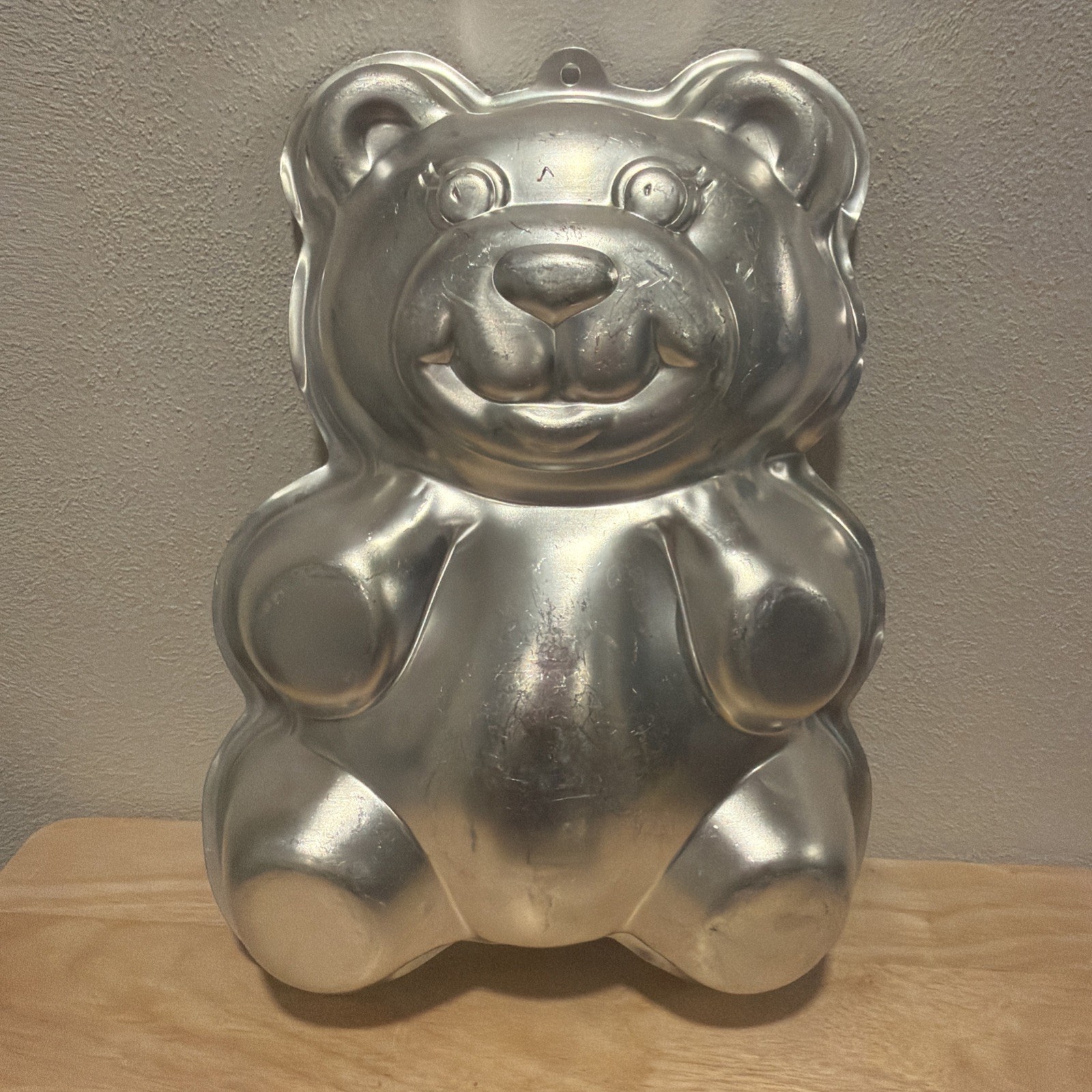 Wilton 1986 Vintage Teddy Bear Aluminum BIRTHDAY Cake Pan Mold 0144
