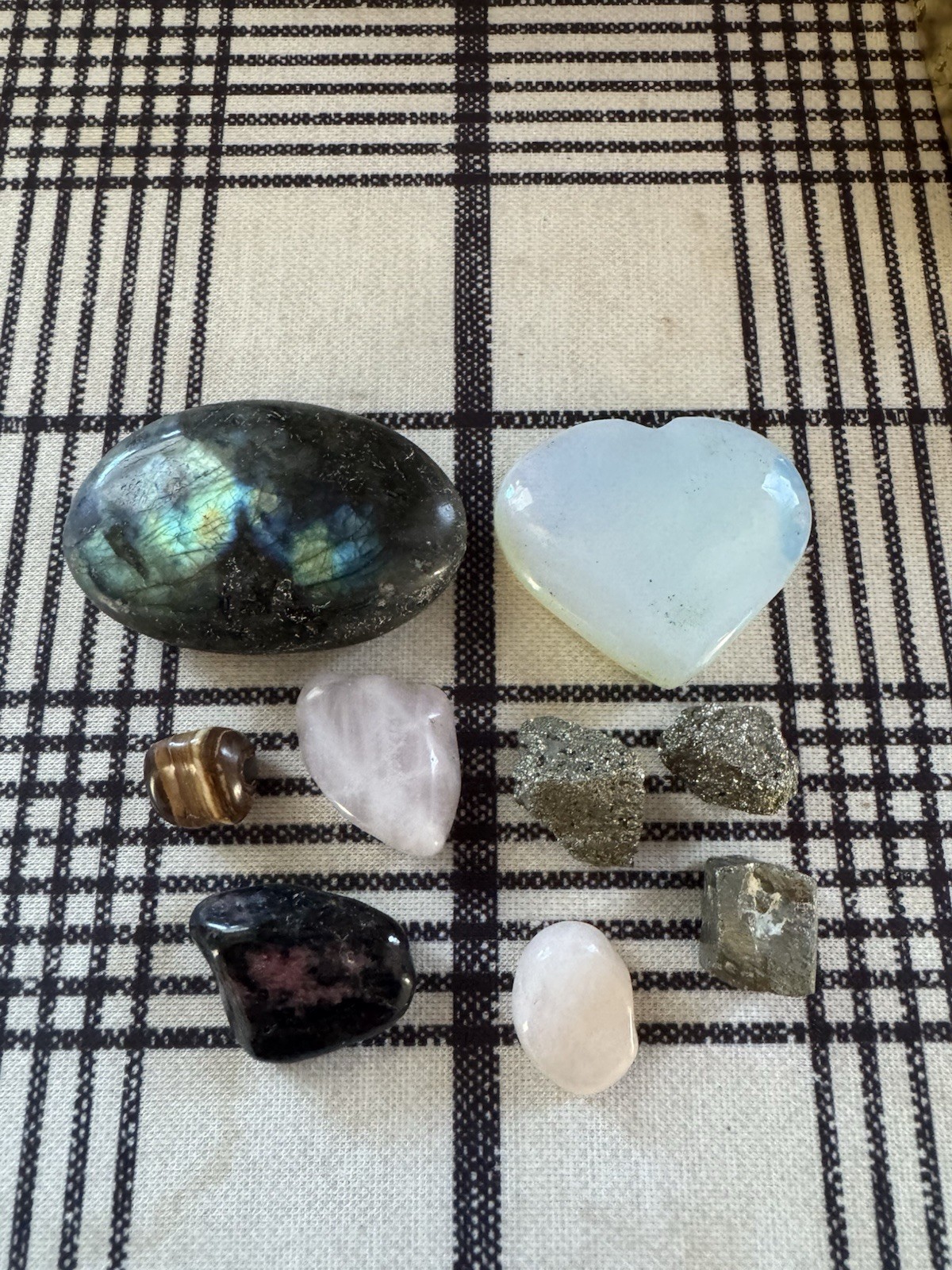 crystals rocks minerals and gems