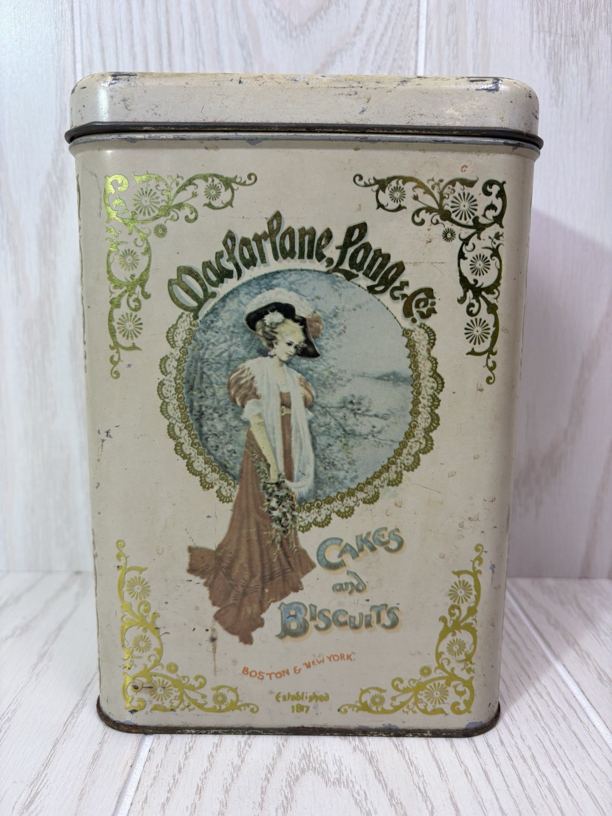 Vintage Cheinco Macfarlane Lang & Co Cakes Biscuits Metal Tin Boston New York