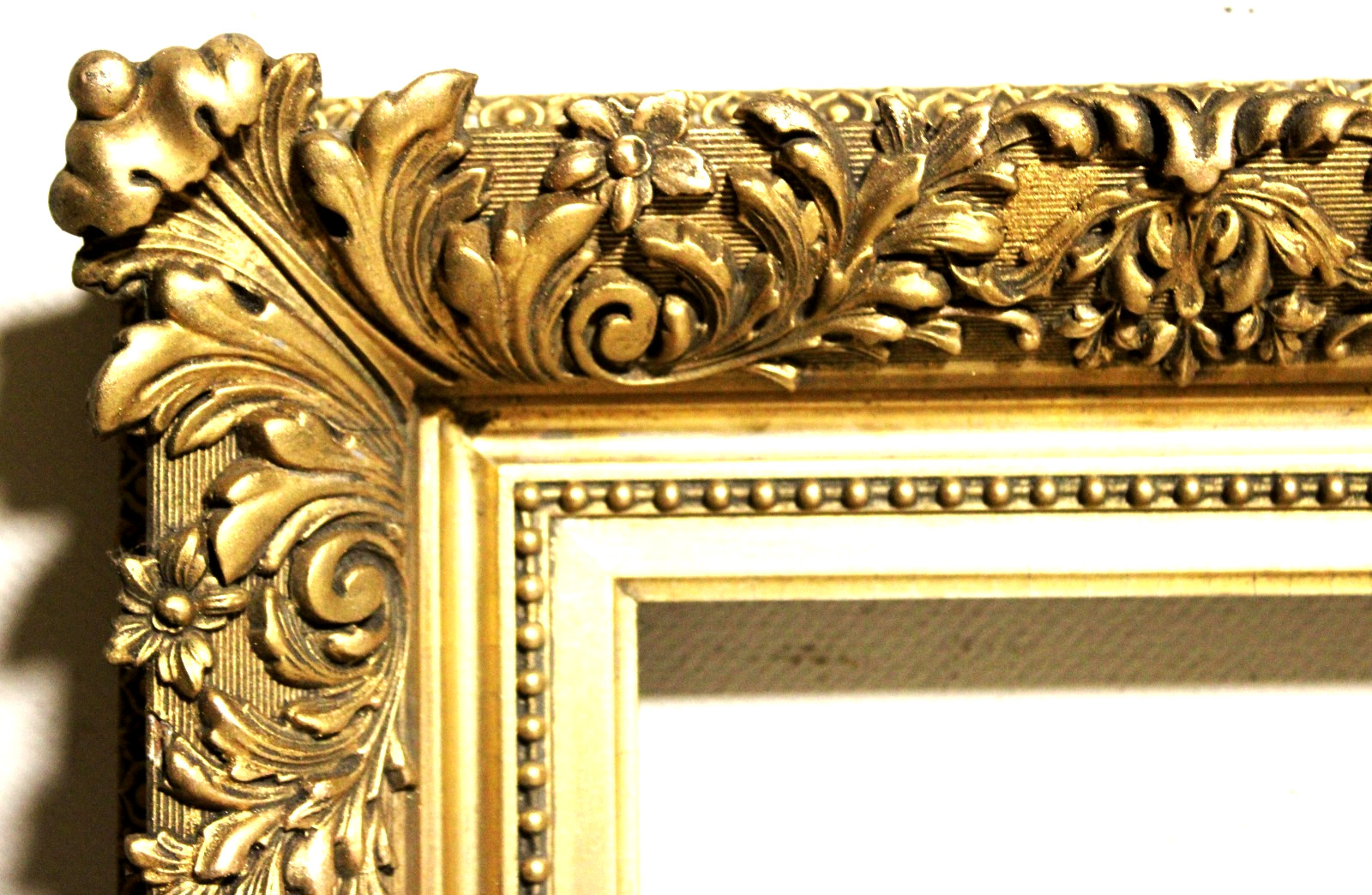 SUPERB ANTIQUE FITS 9 x 13