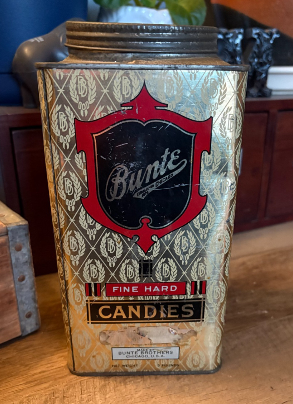 Vintage Advertising Tin Bunte Brothers Fine Hard Candies Chicago 5 lb 10\