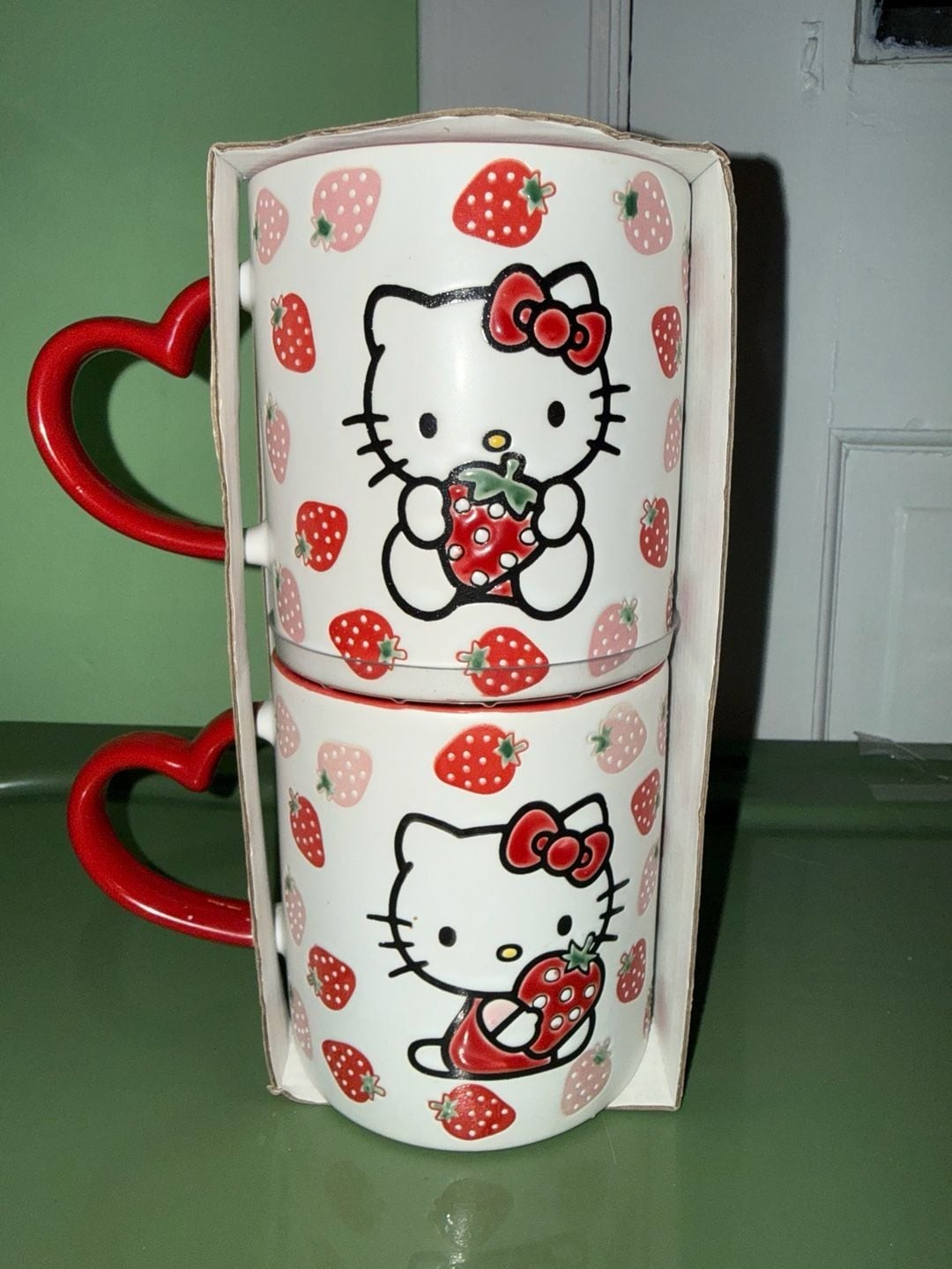 Blue Sky Hello Kitty Strawberry 21Oz Mugs Set
