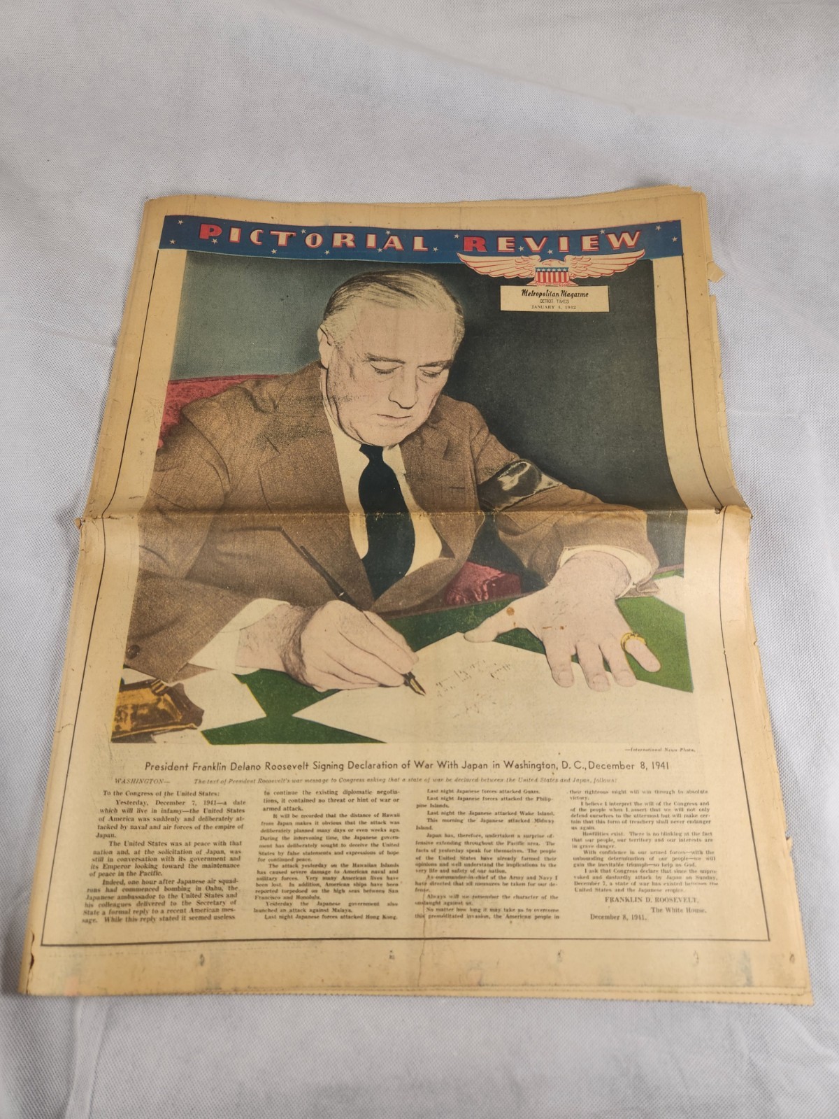 1942 Sunday Pictorial Review From The Chicago Herald American Featuring WWII