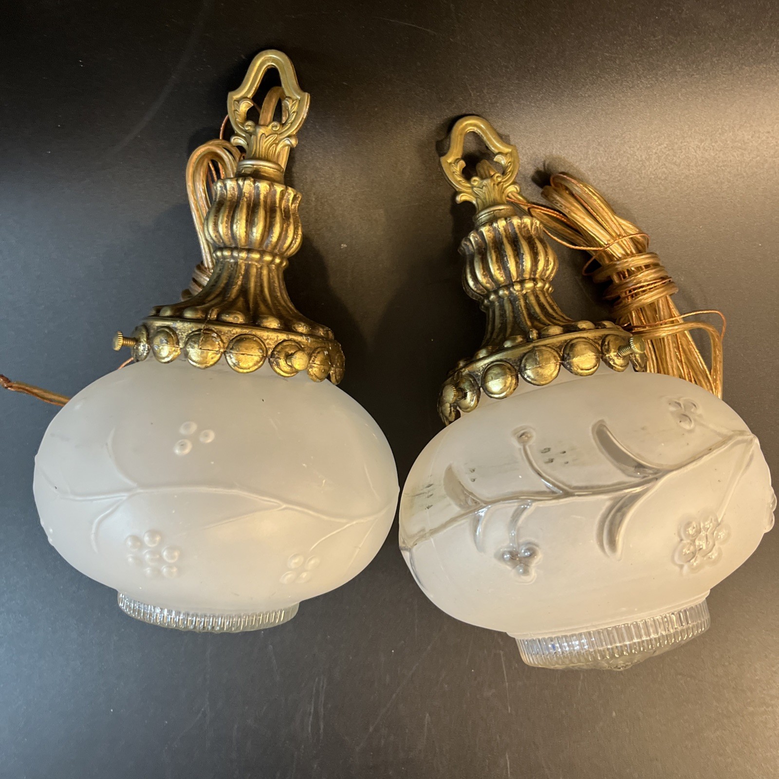 2 Gold Brass MCM Hollywood Regency Vtg Swag Hanging Glass Pendant Light Set Pair