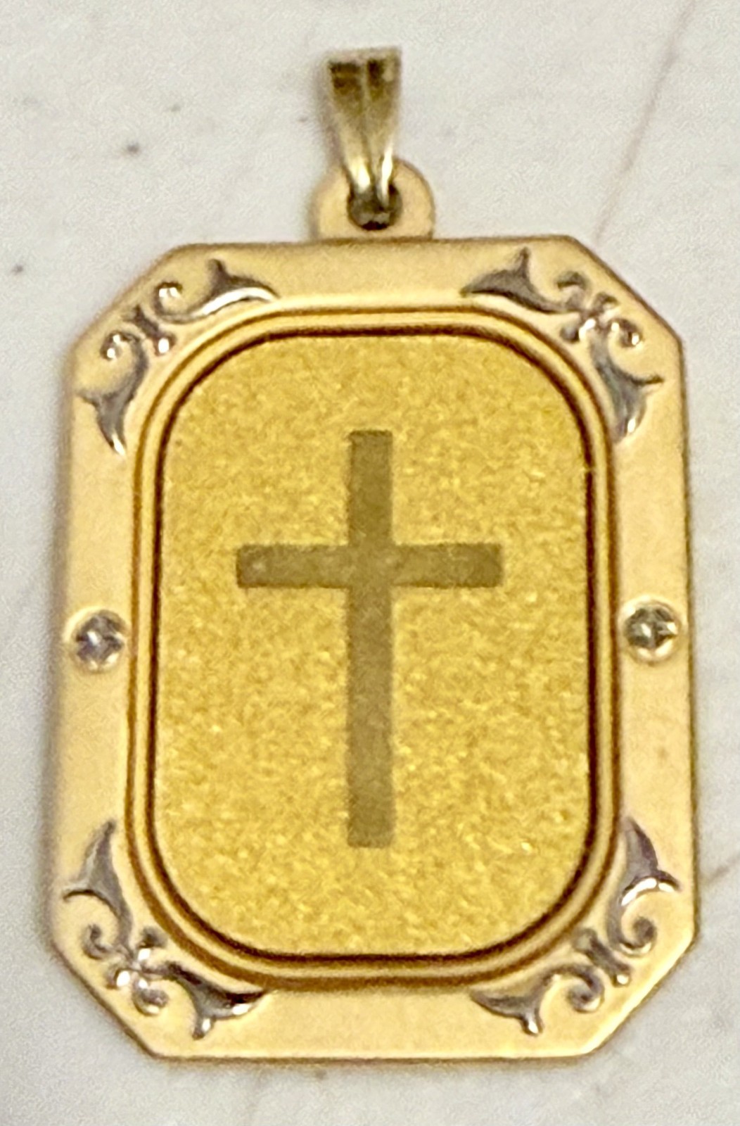 Vintage Pendant Medal Gold Tone Cross Christian 1.25