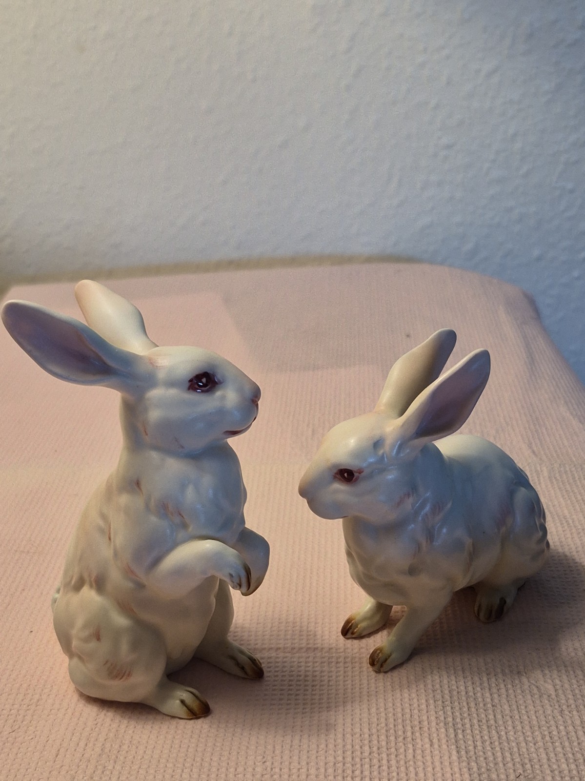 2 Vtg Lefton Porcelain White Bunny Rabbits w/ Pink Eyes Figure #H880