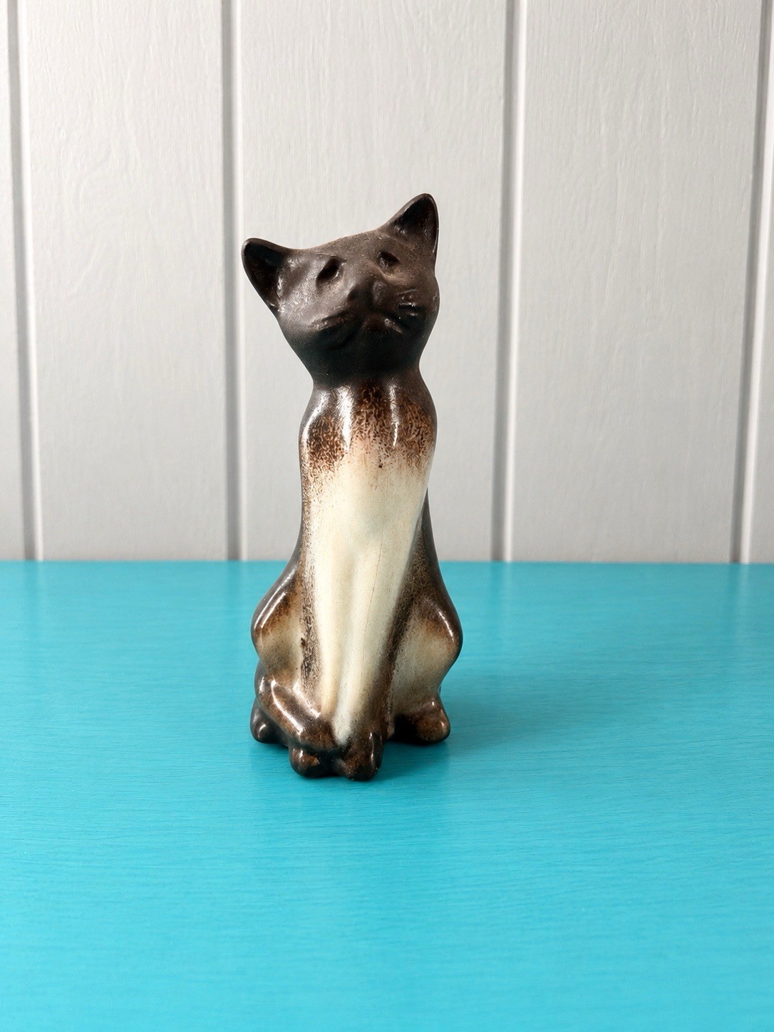 vintage Maigon Daga studio art pottery cat figurine mid modern century 