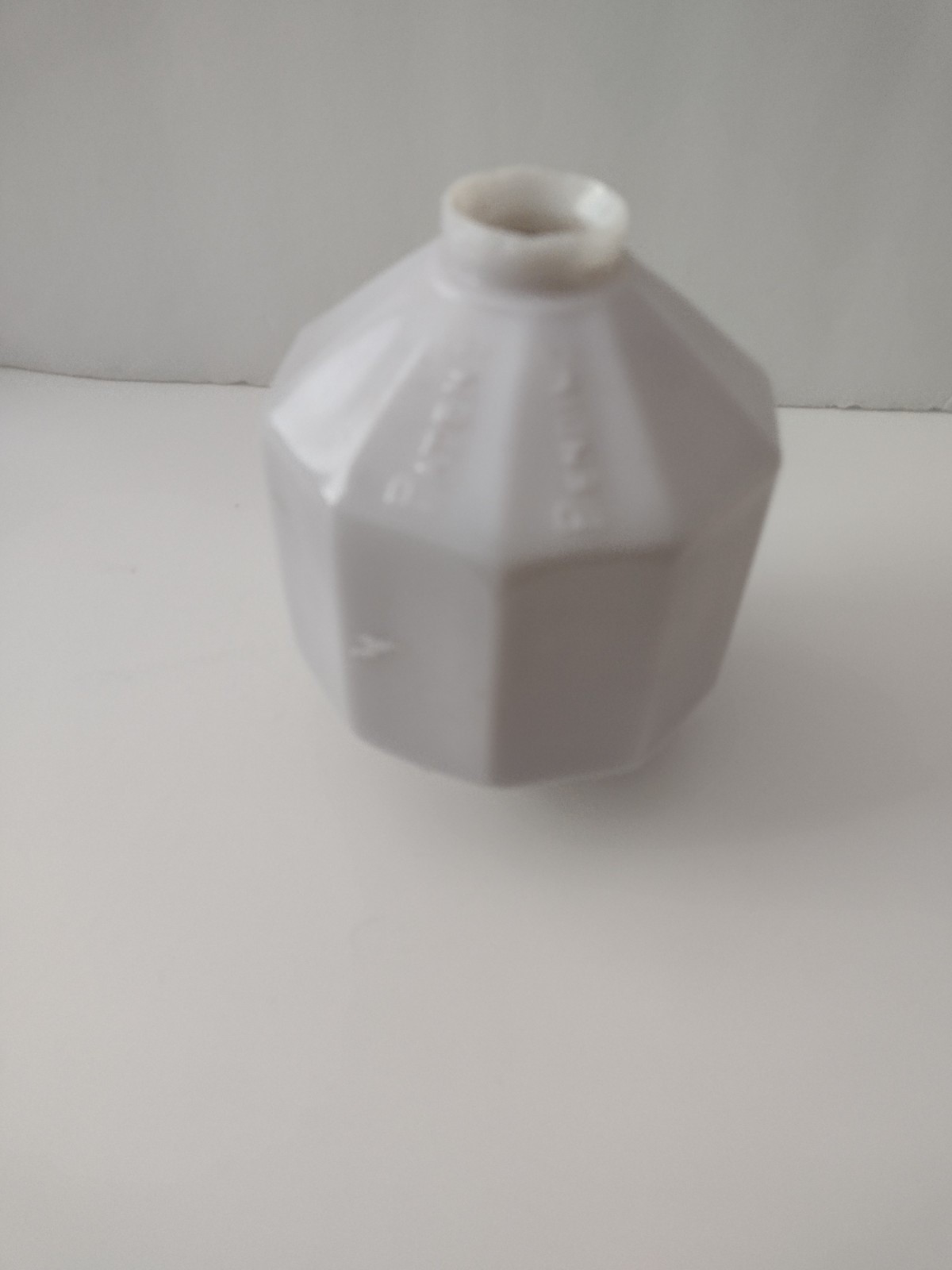 Antique D&S Dodd & Struthers White Milk Glass 10 Ten Sided Lightning Rod Ball