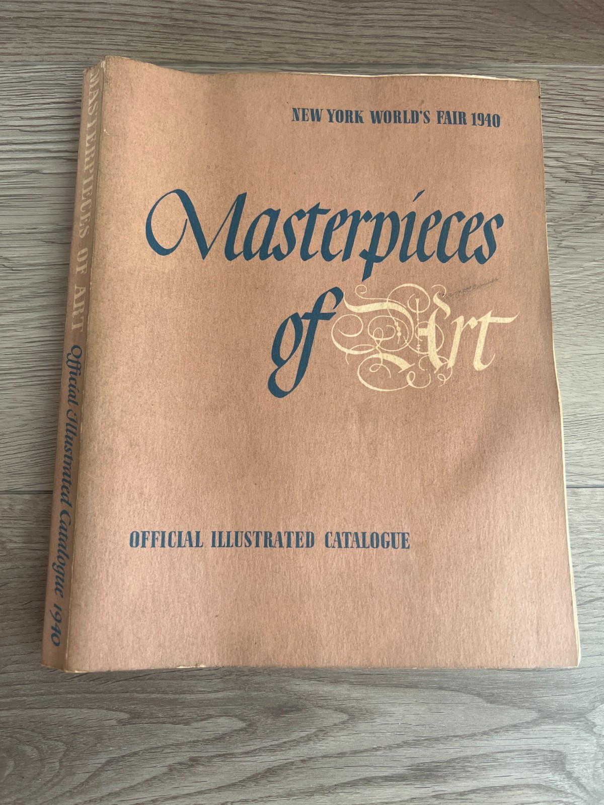 Vtg 1940 New York Worlds Fair Masterpieces of Art Official Illustrated Catalogue