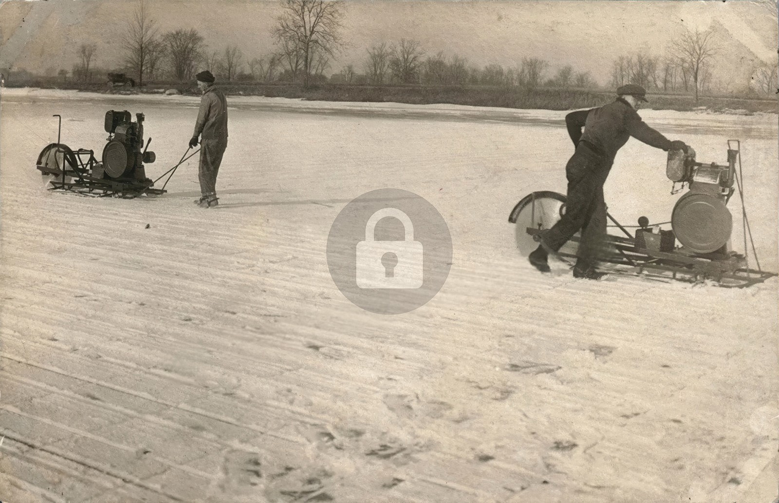 ICE CUTTING Lake JACKSON MI Michigan RPPC Photo Postcard COPY