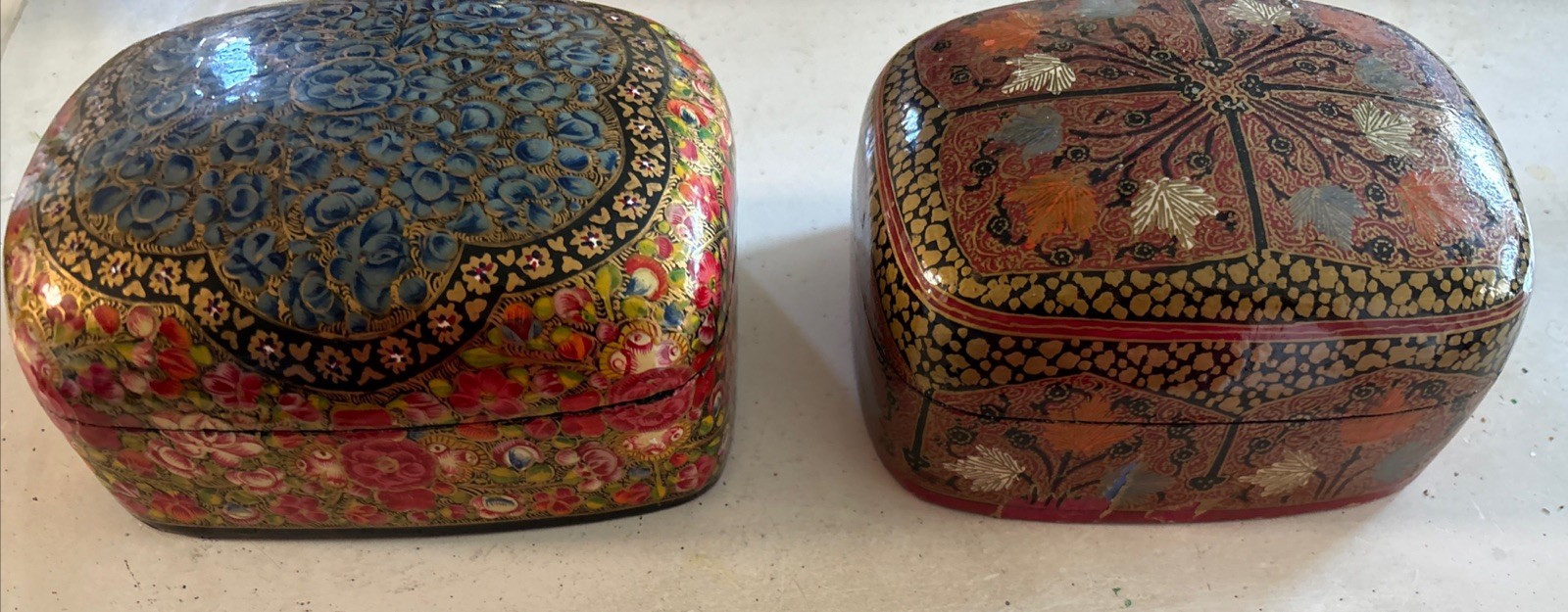 2 Vtg Beautiful Persian Middle East Lacquered Artistic Hand Painted Lidded Boxes