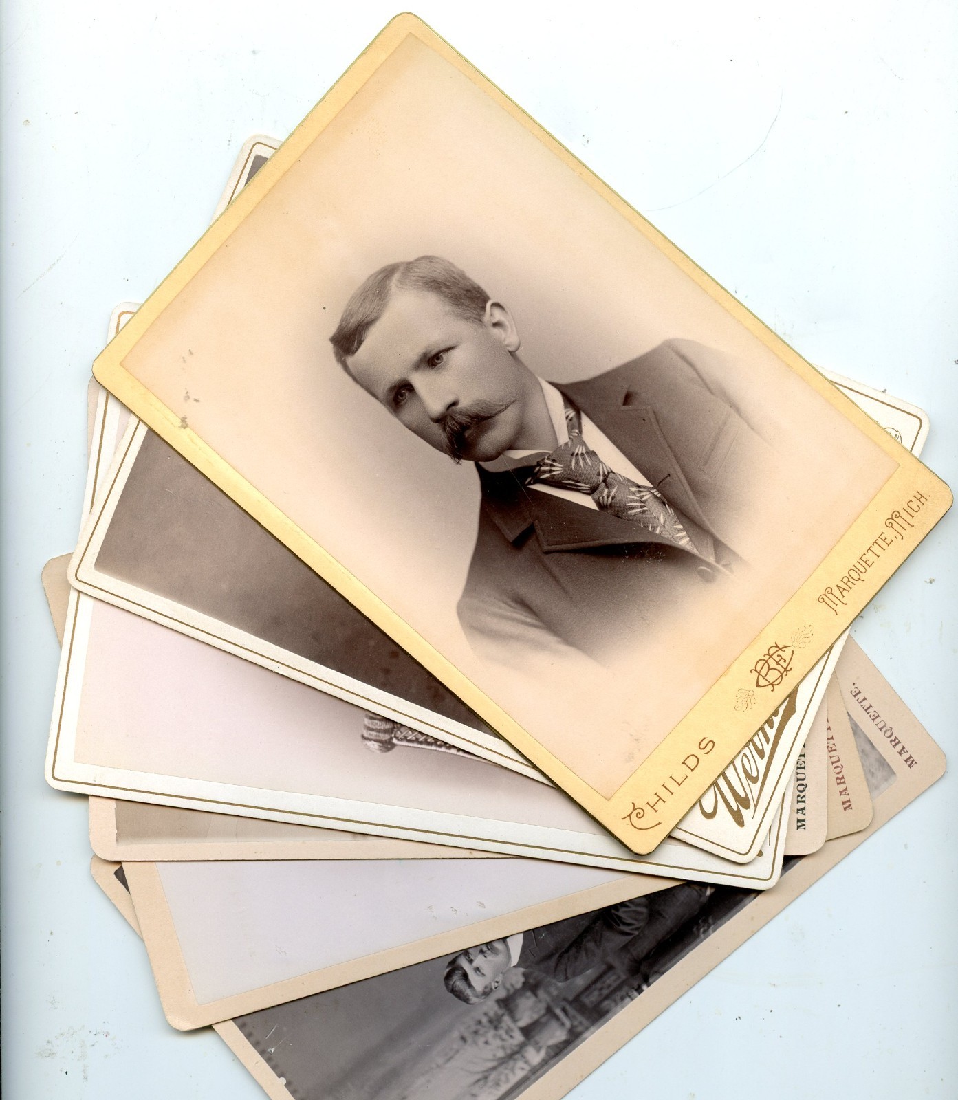 18 Cabinet Photos Marquette, Michigan, Nice Condition-Men, Ladies, Babies