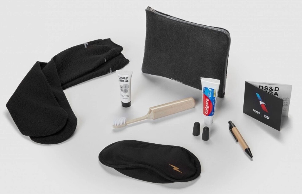 AA New AMERICAN AIRLINES Shinola Detroit Business Class Blue Amenity Kit SEALED