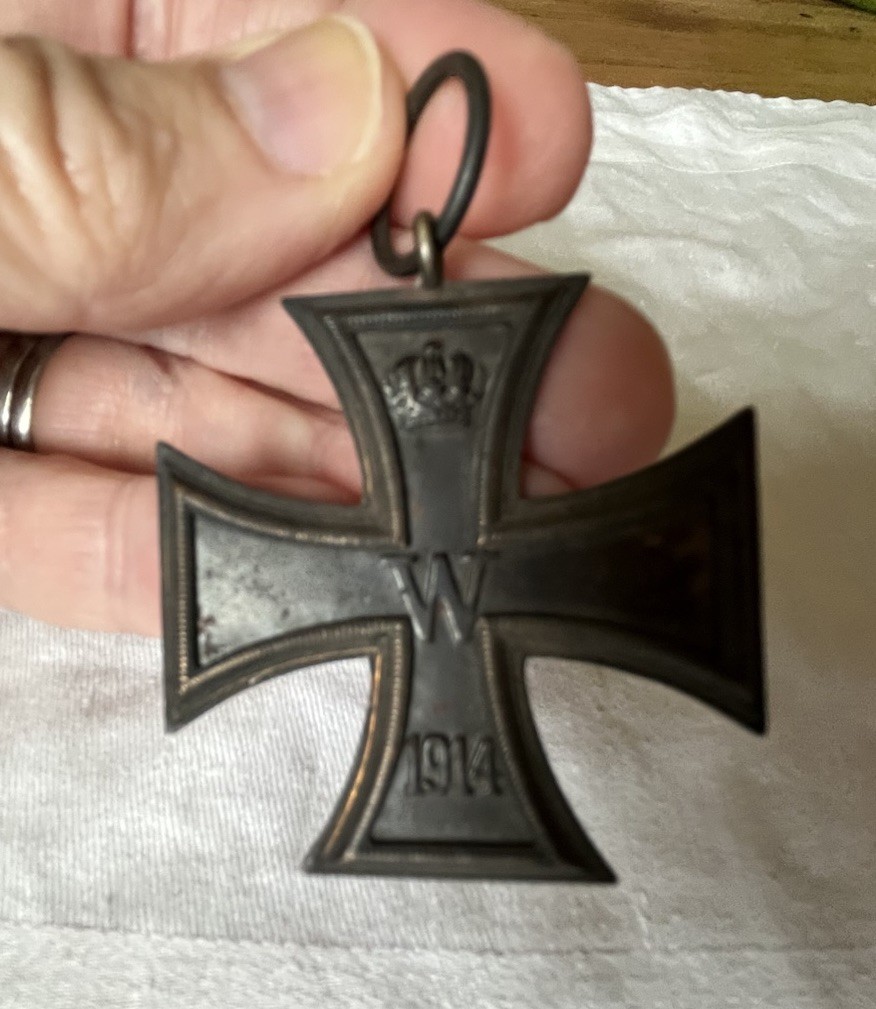 German Iron Cross 1914 Medal/Pin, Crown & W Marking, WWI Militaria