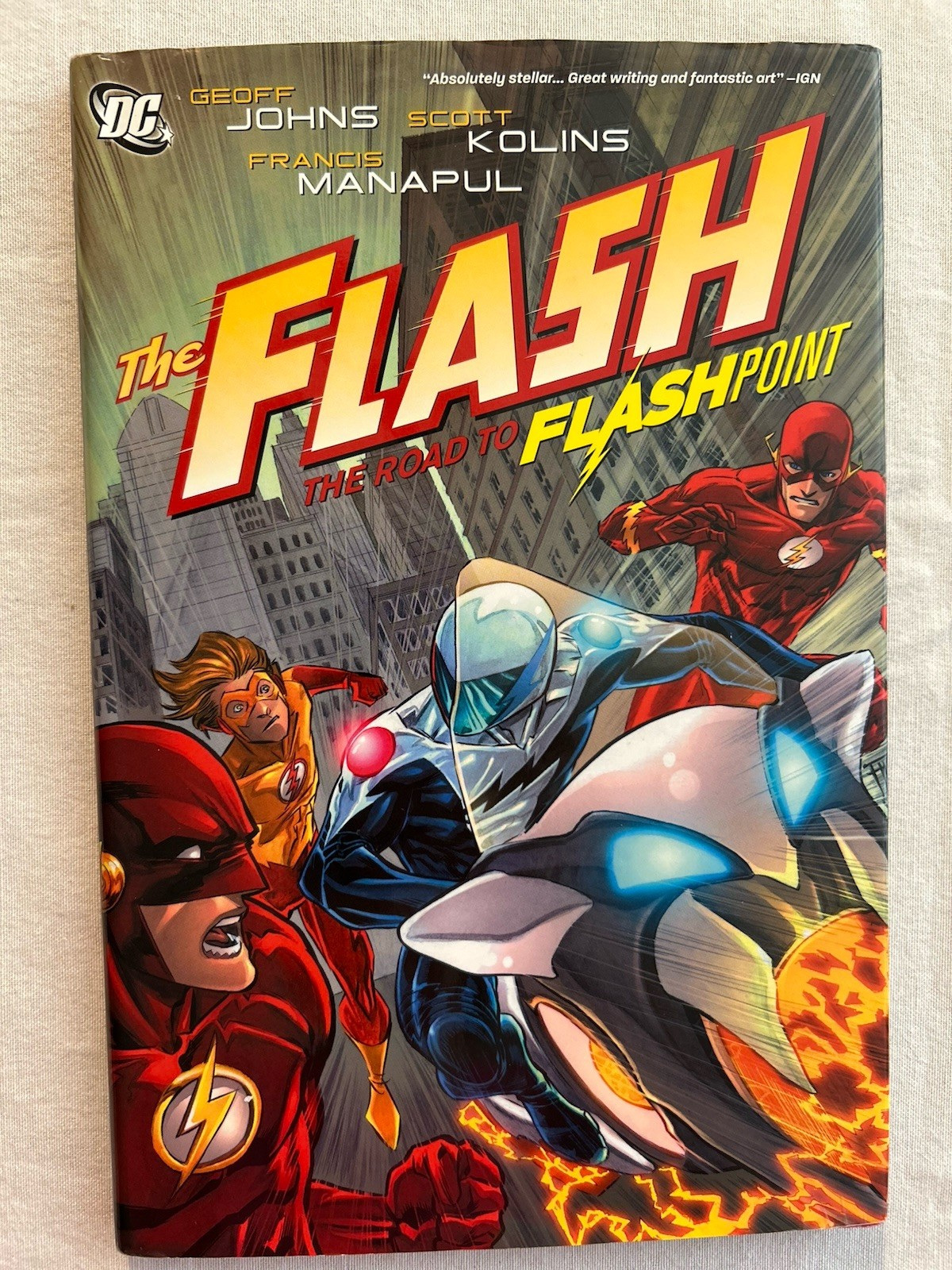 The Flash: The Road to Flashpoint (DC Comics 2011 January 2012)