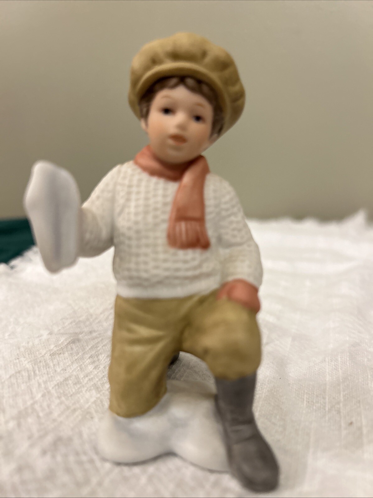 Enesco 1985 “Going Sledding” Treasured Memories Porcelain Figurine RARE