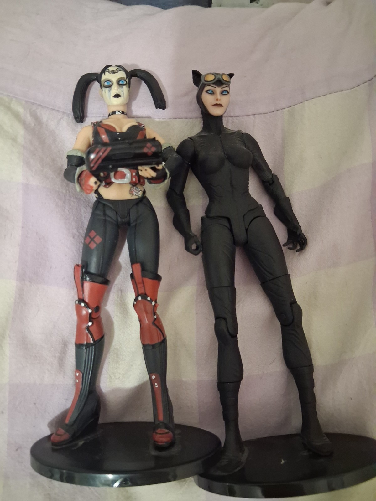 DC Harley Quinn (Harley Quinn's Revenge) & Catwoman Figure