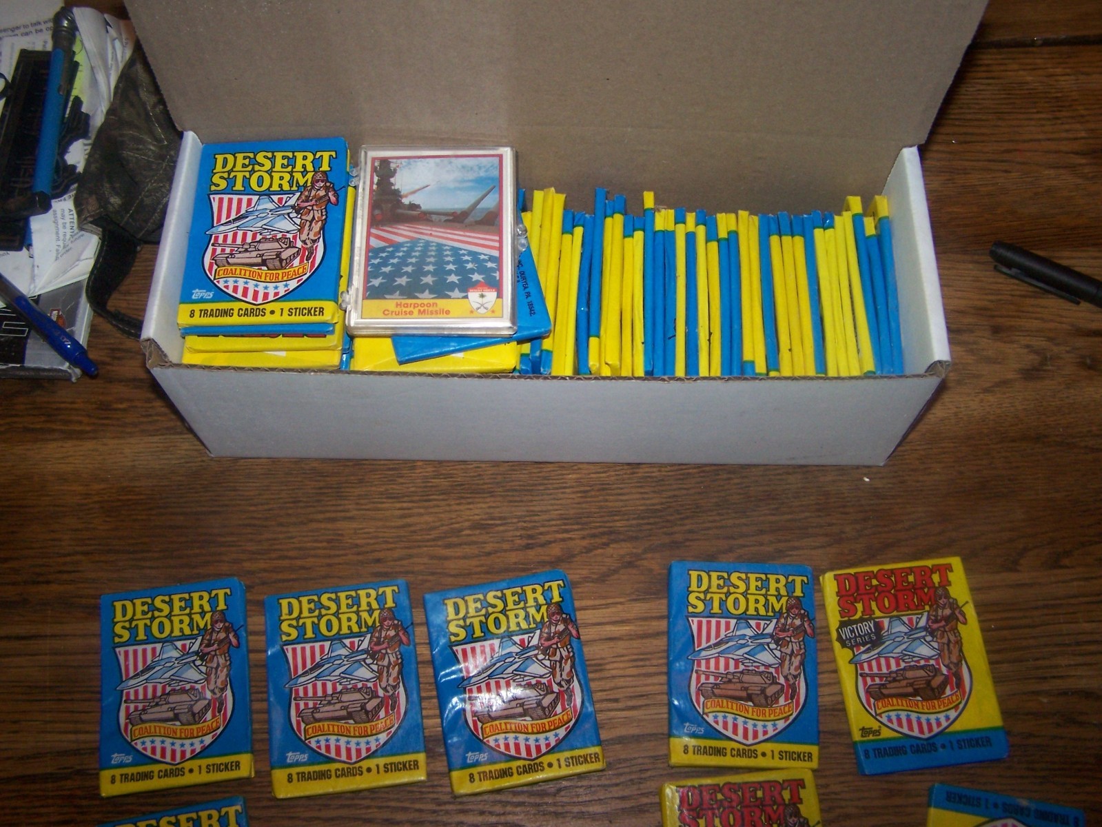 Desert Storm trading cards box of 86 packs
