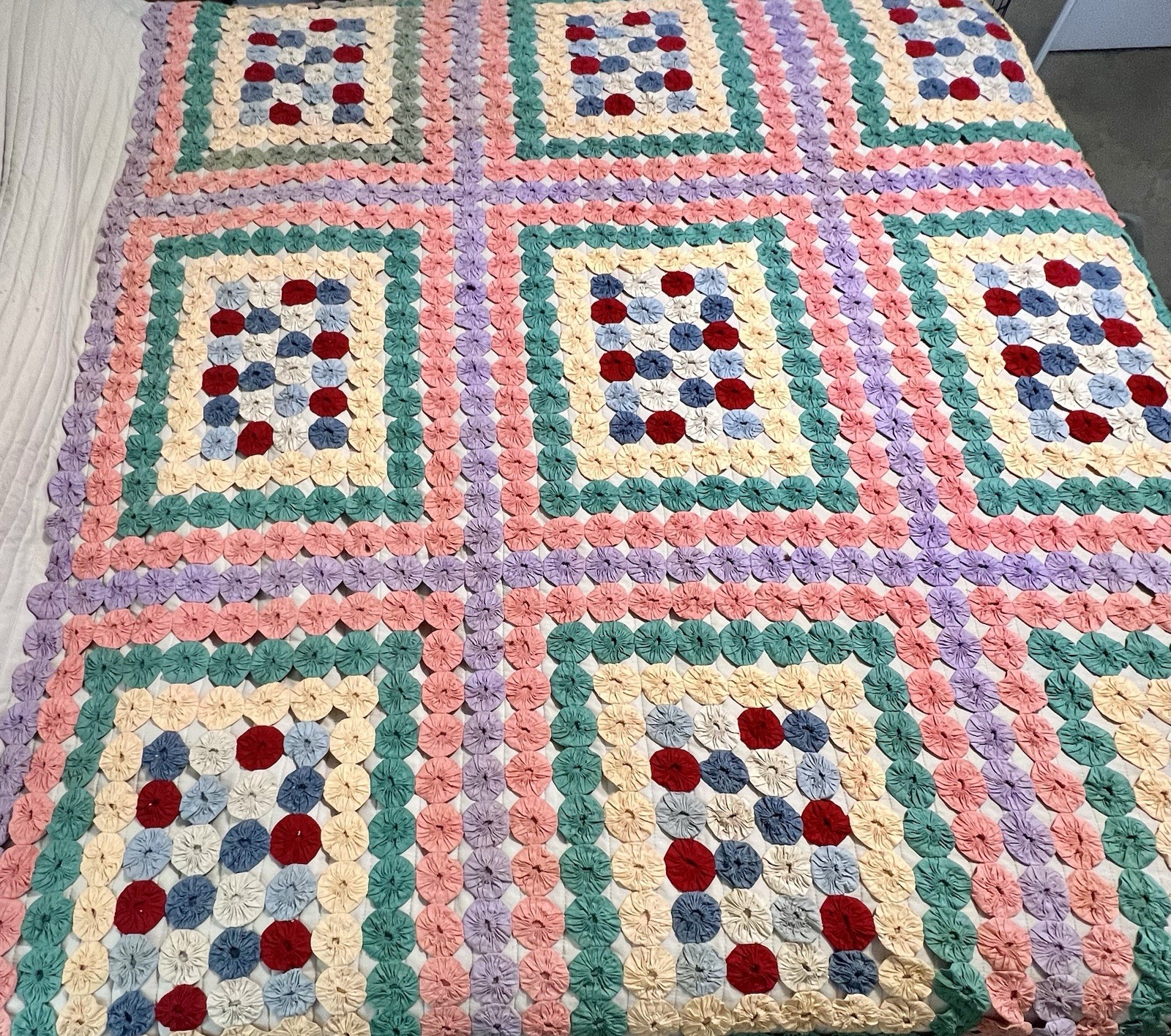 Antique  Large Yo-yo Quilt-Coverlet, Pink Green Purple Blue 74”x 86” Pretty