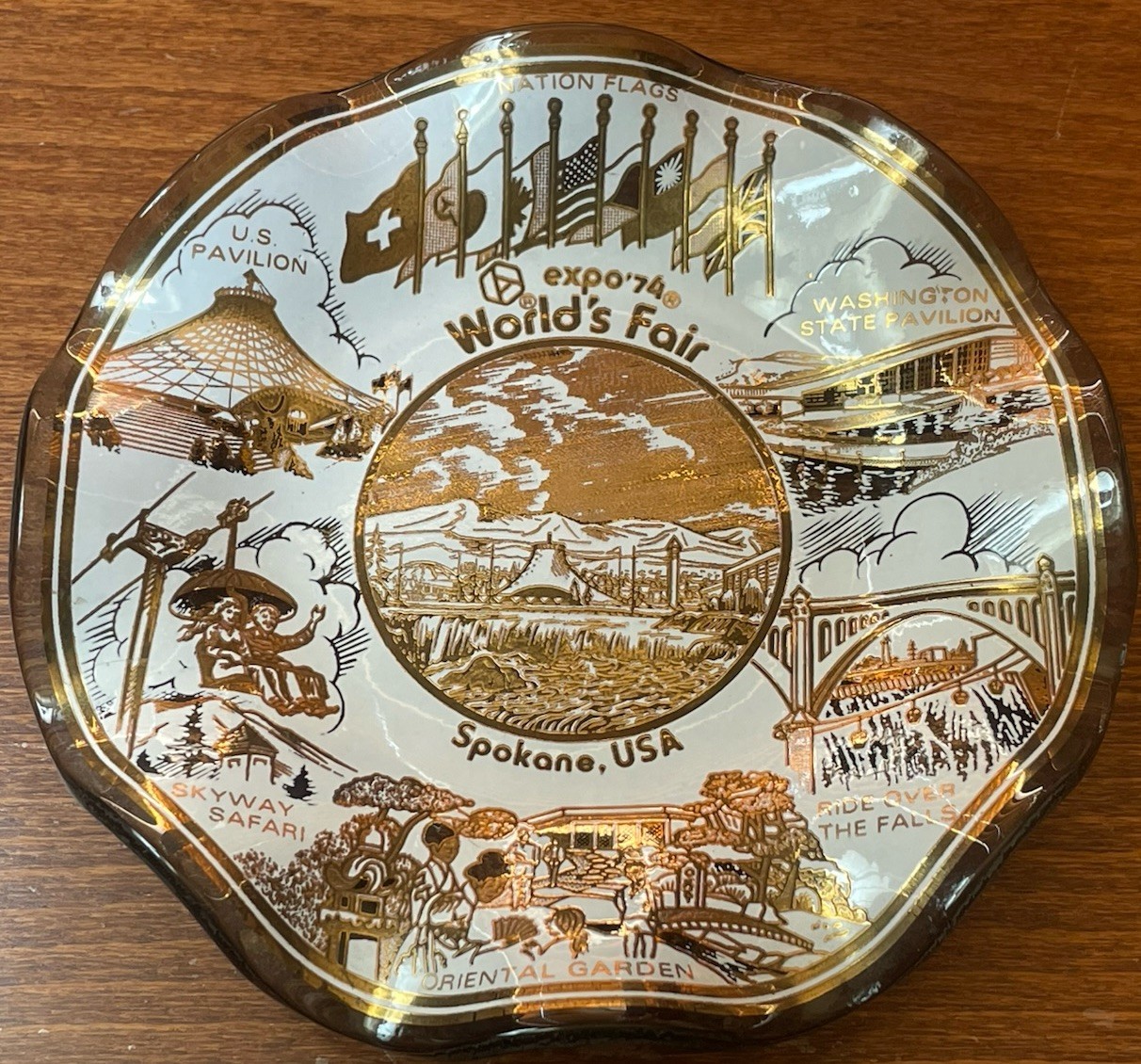 Vintage 1974 WORLD’S FAIR Spokane Washington Glass Ashtray Plate Souvenir